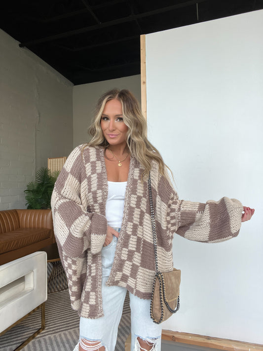 Checkered Annie Oversized Cardigan Cappuccino