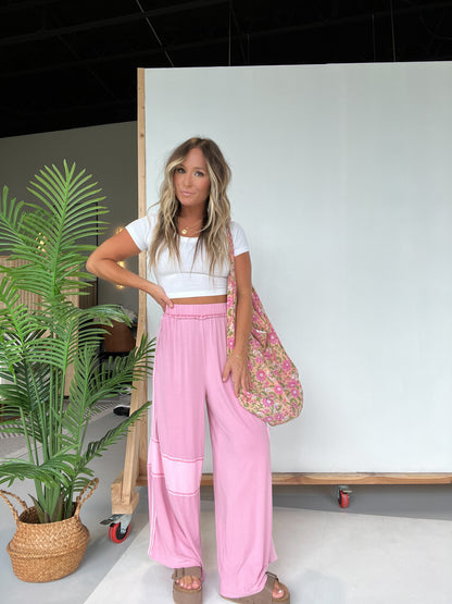 Relaxed Mornings Lounge Pants Pink