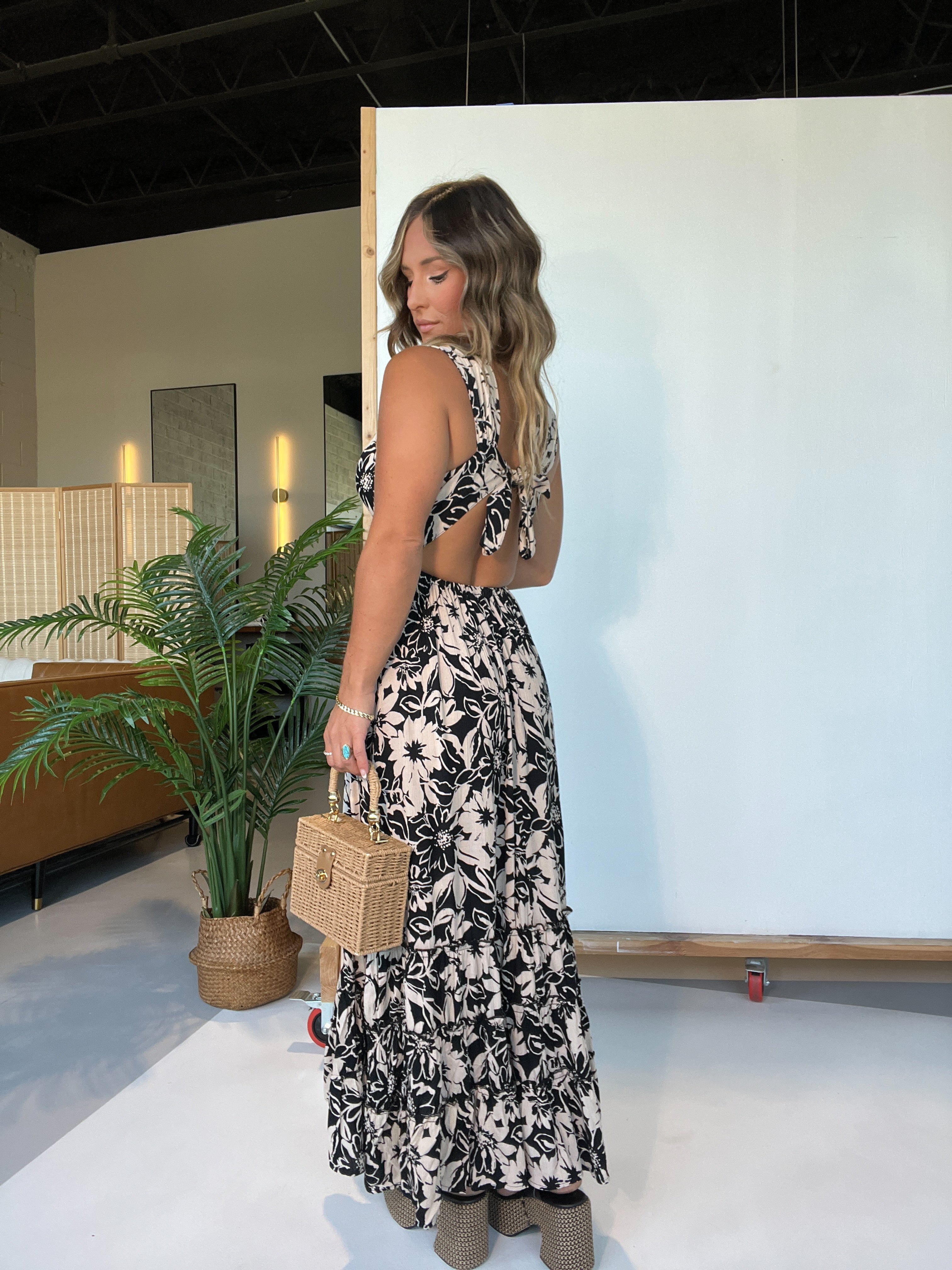Summer Luau Maxi Dress Black Ivory