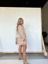 Load image into Gallery viewer, PLAID FLANNEL DOWNTOWN DRESS
