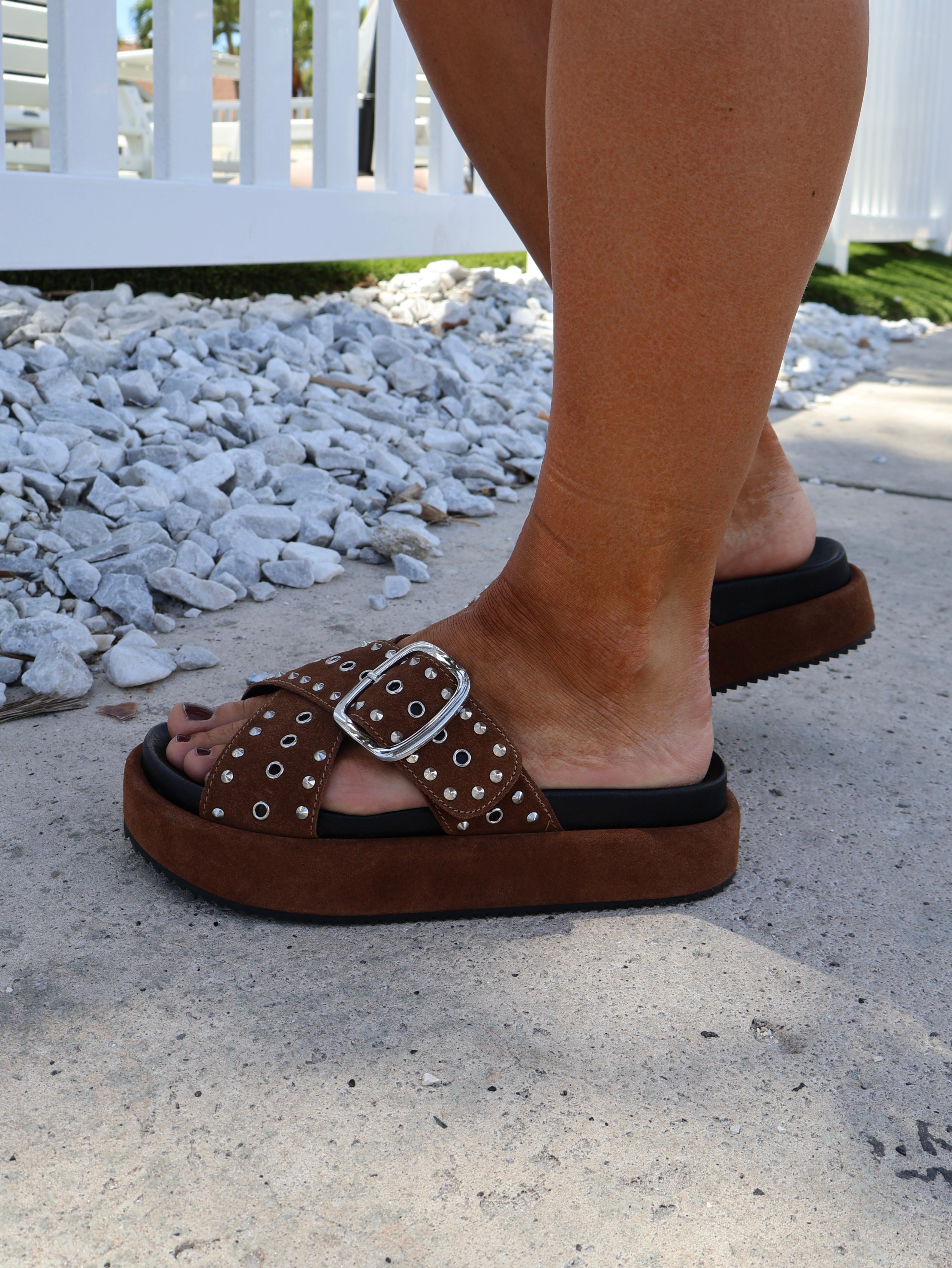 Crushing Wave Slides Tan Suede