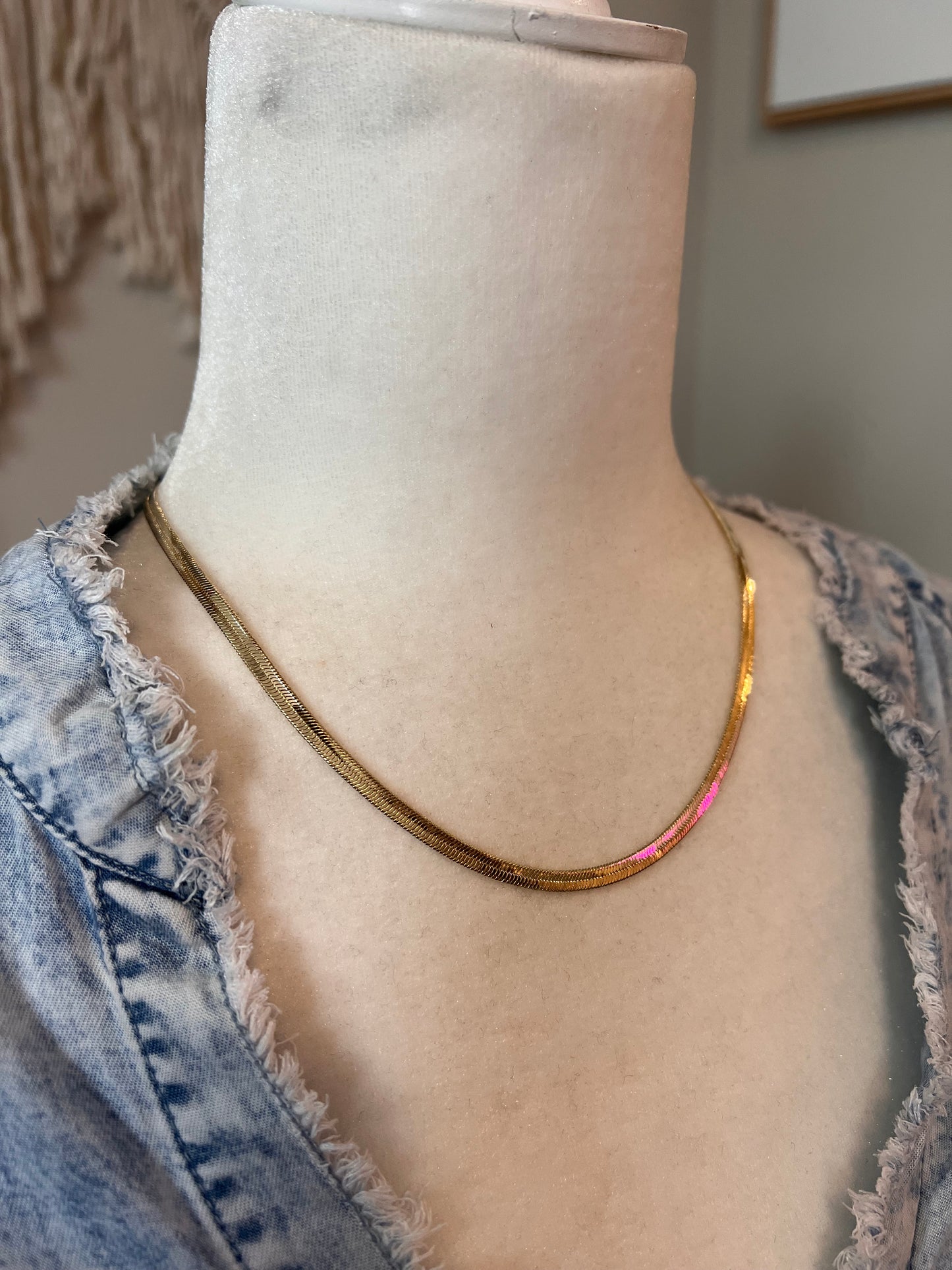 Simple Herringbone 18K Gold Necklace