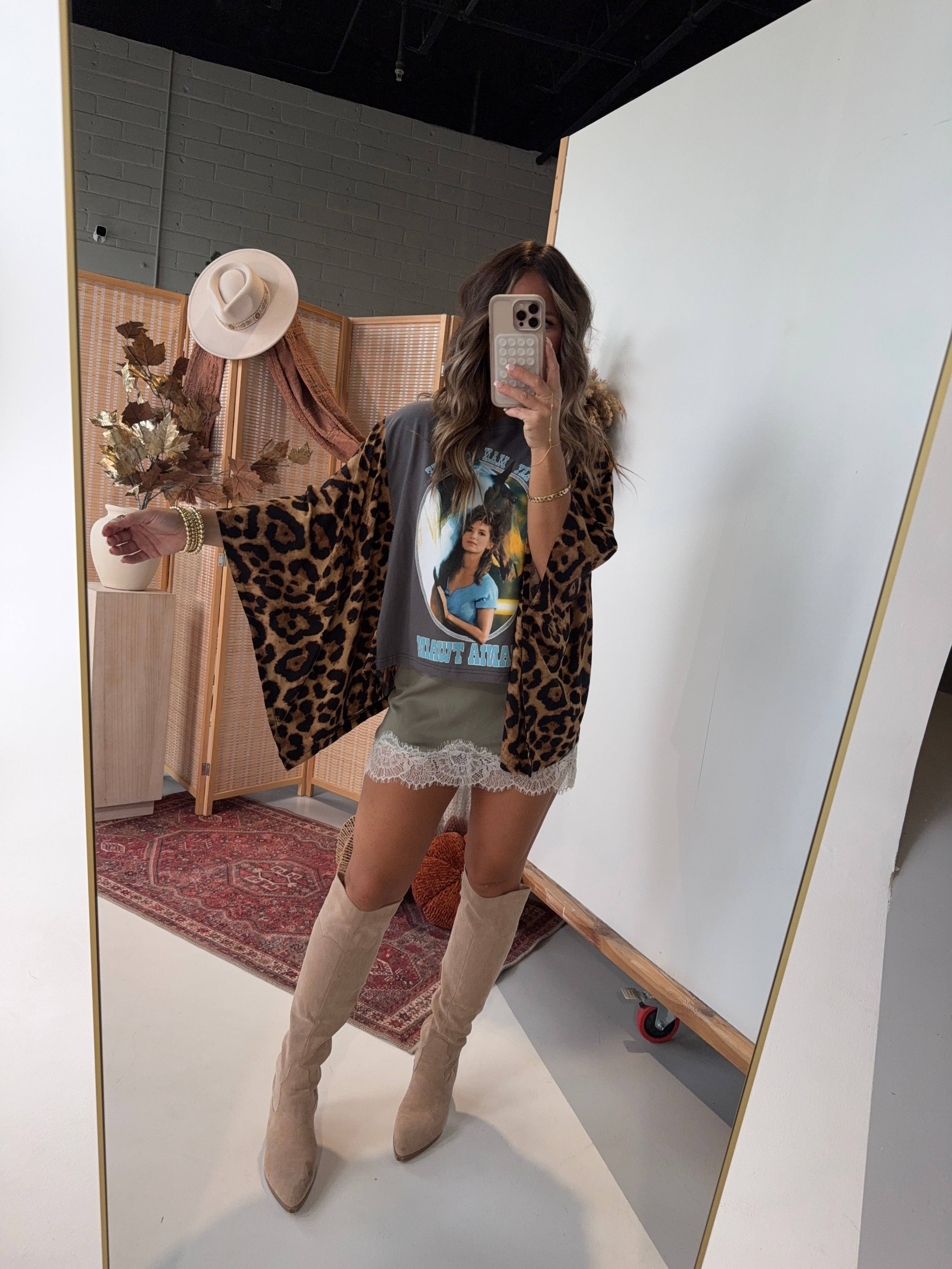 Shania Twain Mix & Match Tee Grey Cheetah