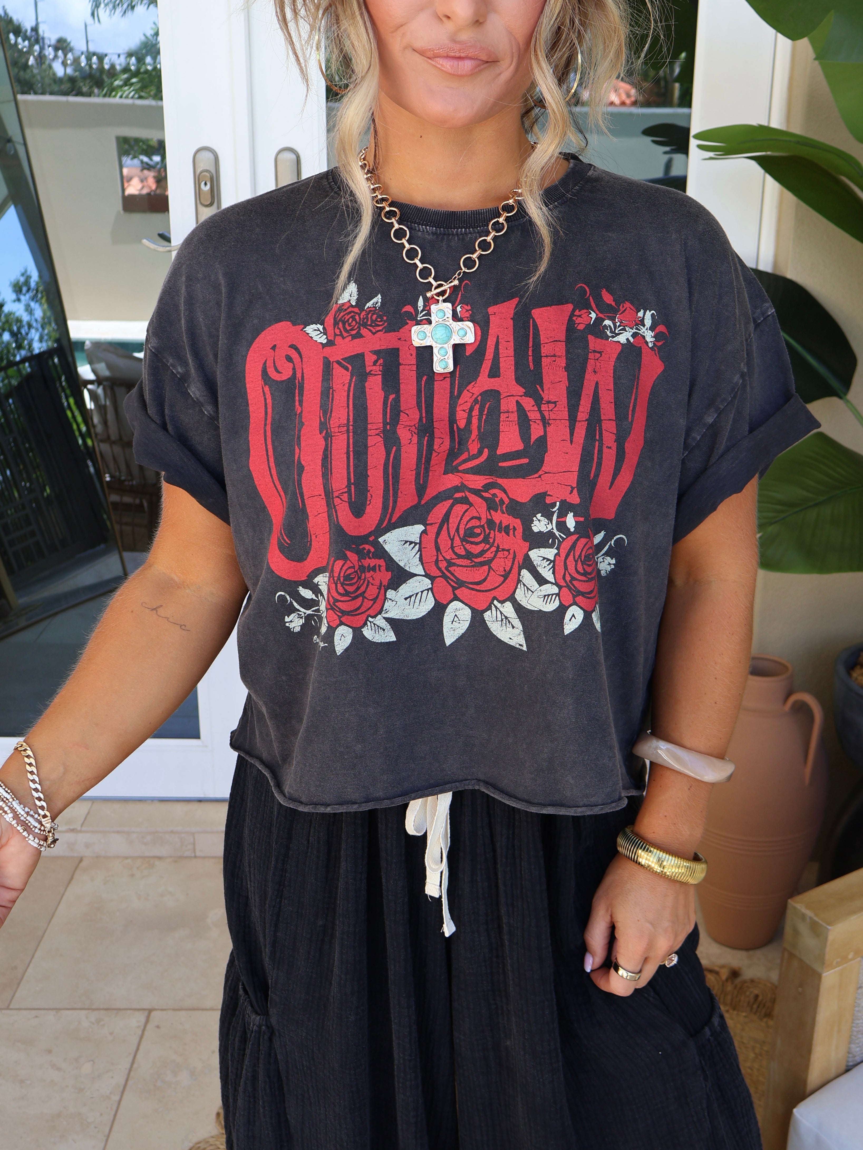 Outlaw Graphic Tee Washed Black