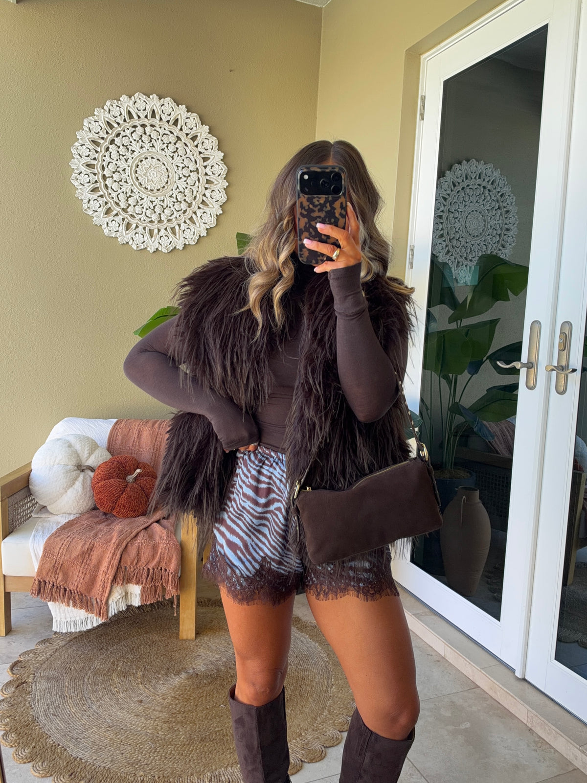 Mustang Lace Shorts Brown/Blue Zebra