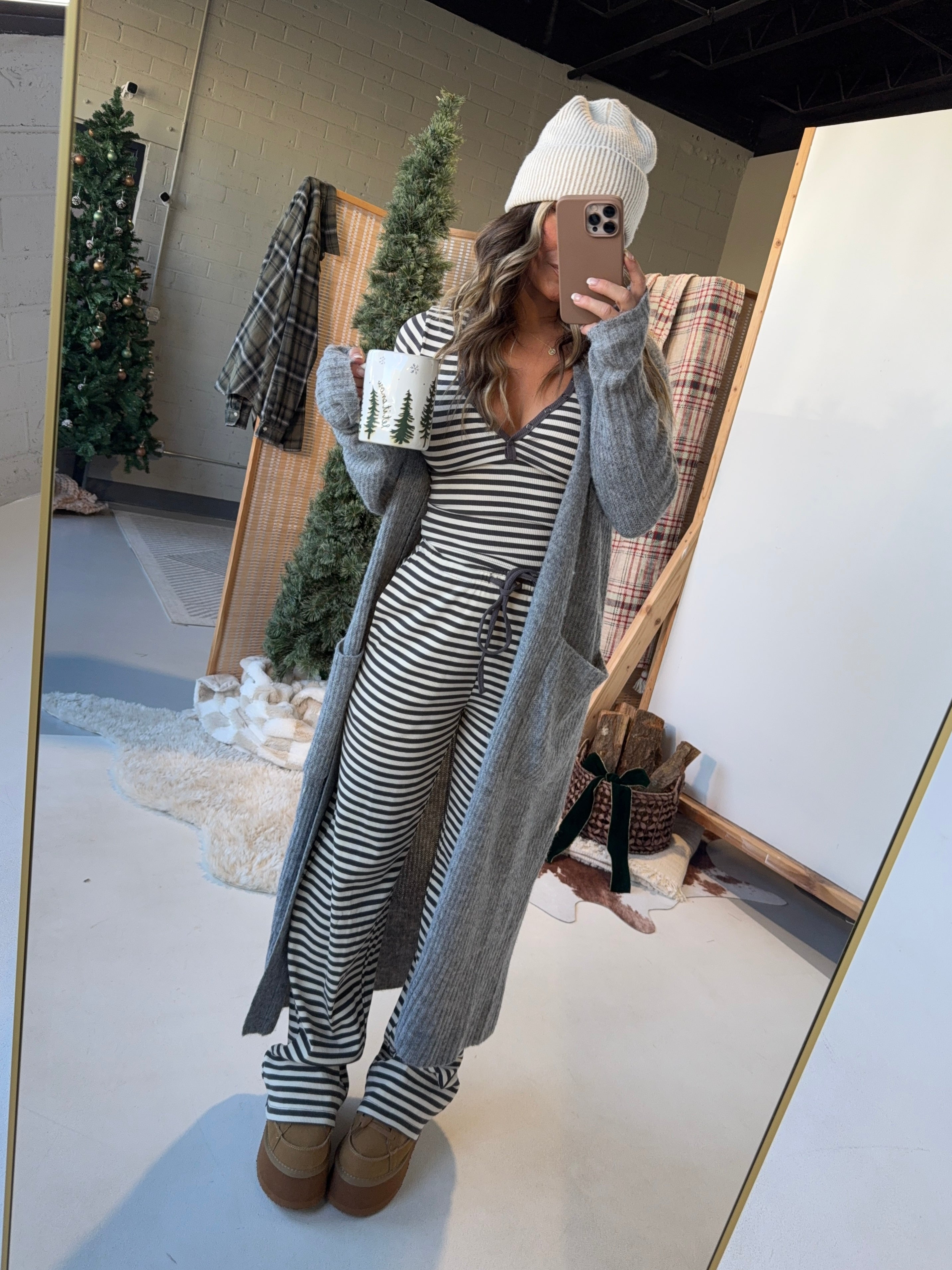 Cabin Fever Striped Lounge Set Charcoal