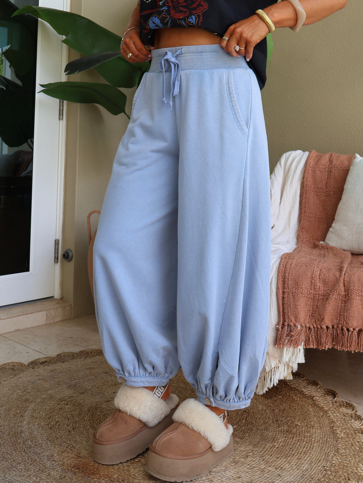 Fall Skies Bubble Pants Washed Blue