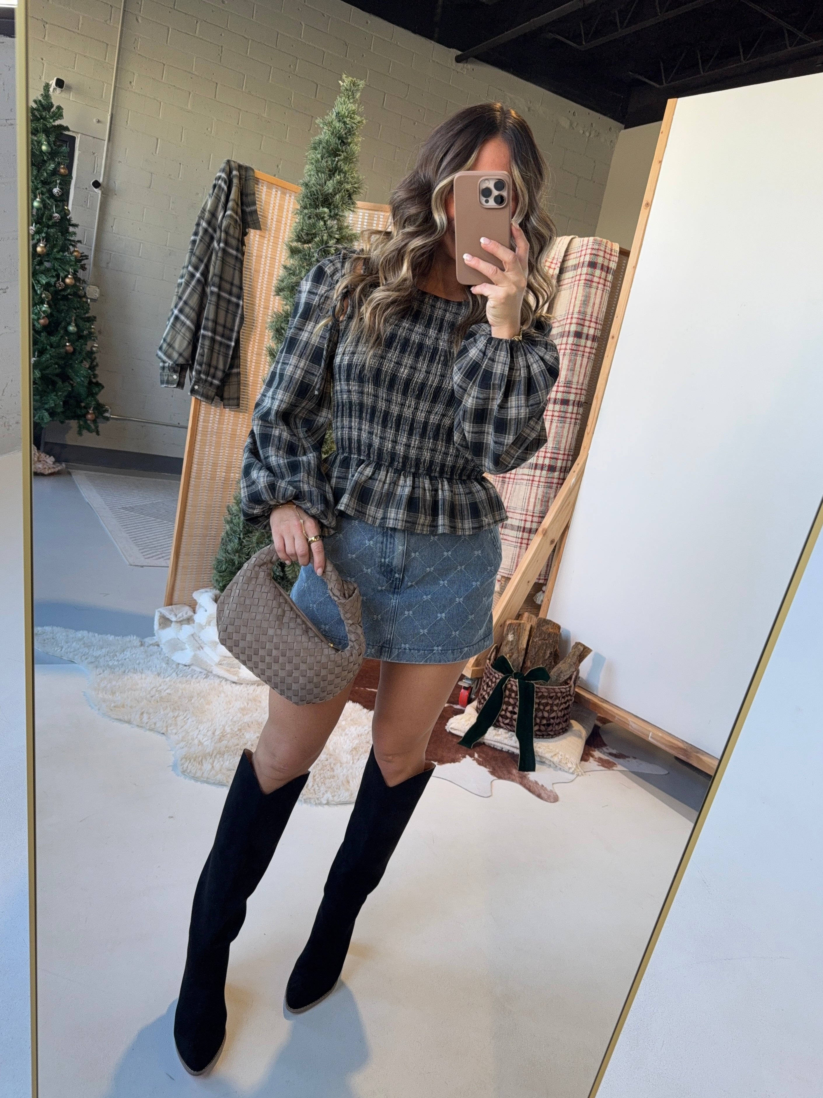 Naya Suede Boots Black