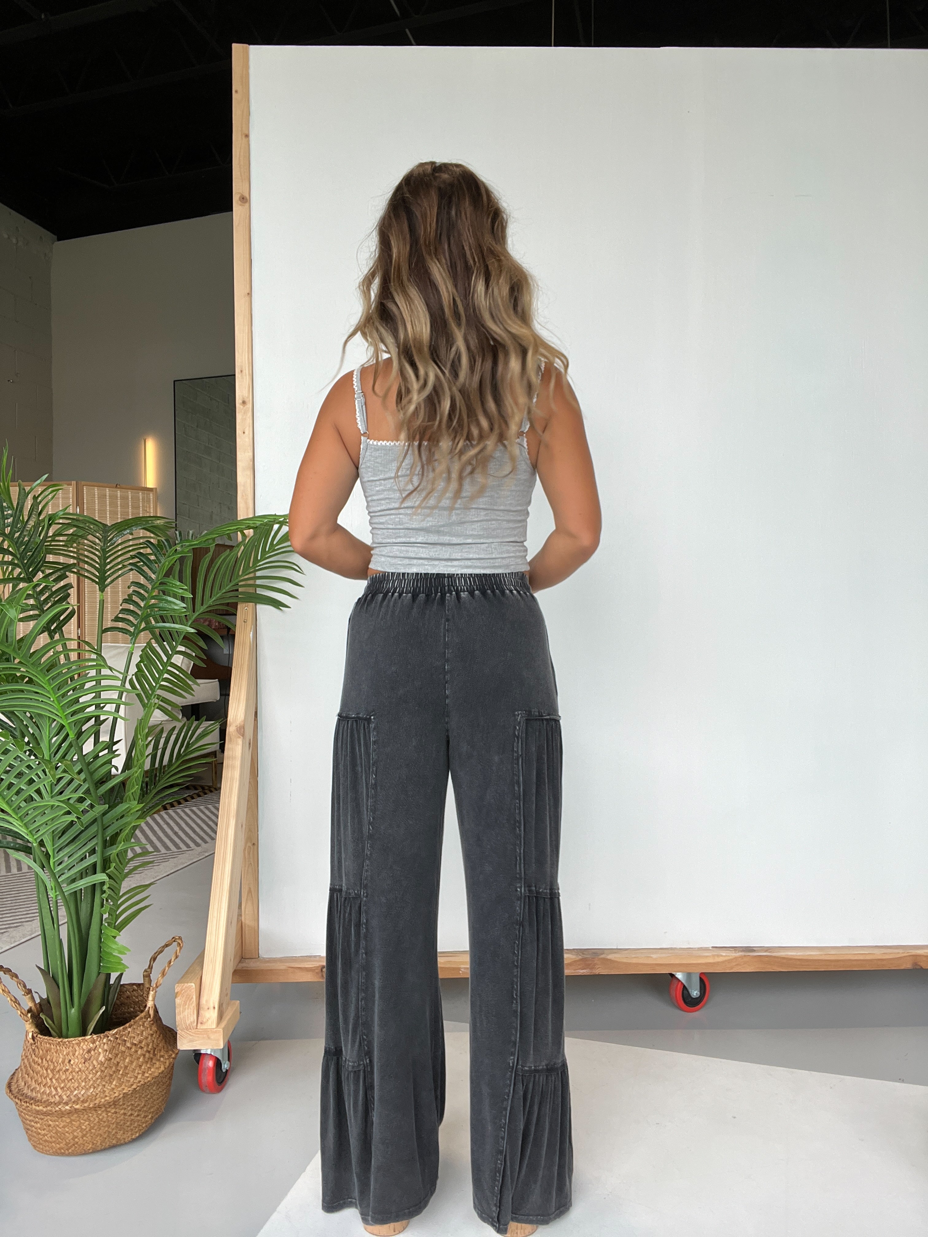 Gomez Tiered Lounge Pants Washed Black