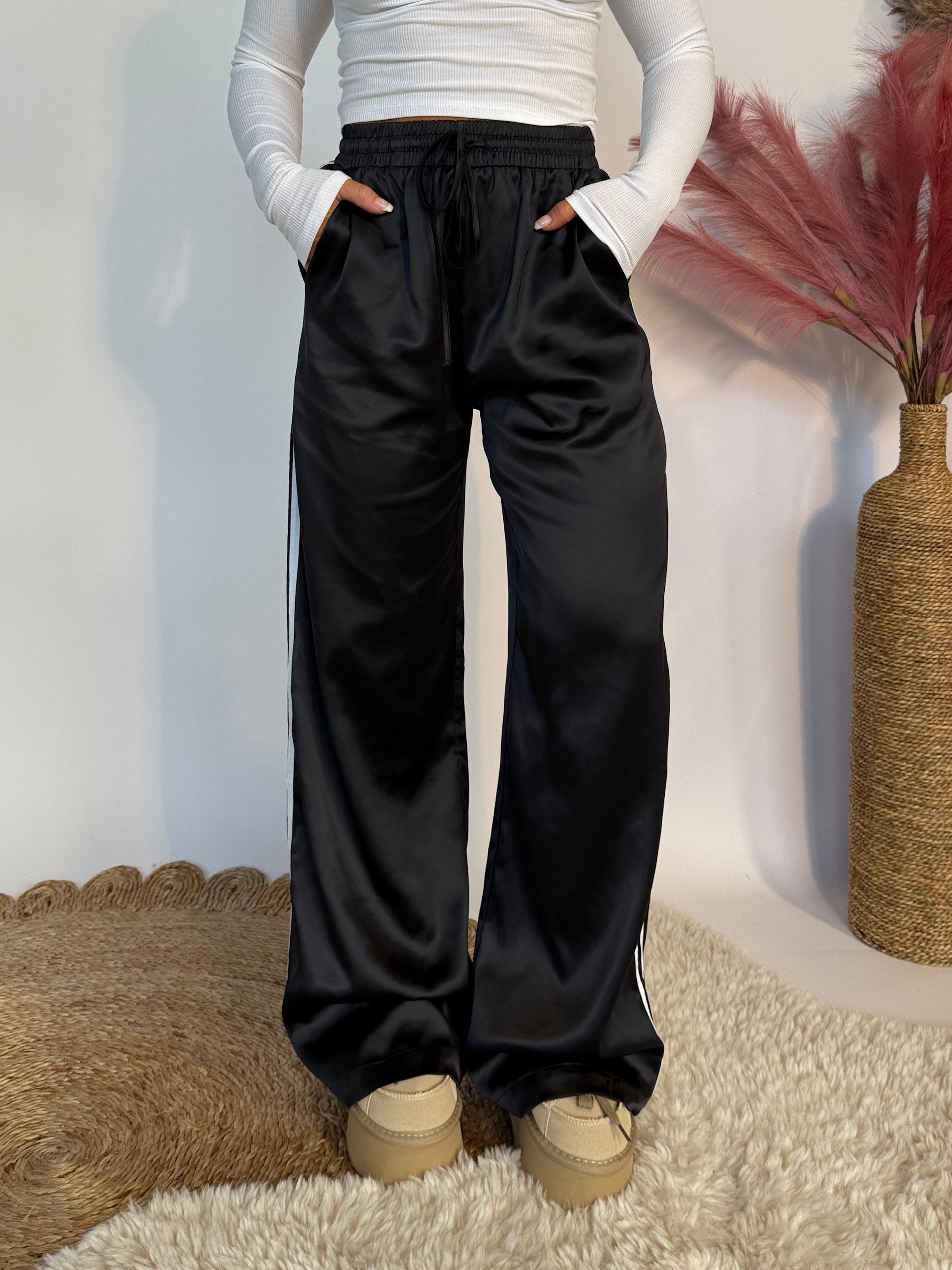 Feeling Lucky Satin Pants Black