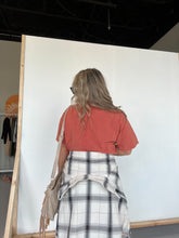 Load image into Gallery viewer, MUSIC CITY CROPPED TEE RUST
