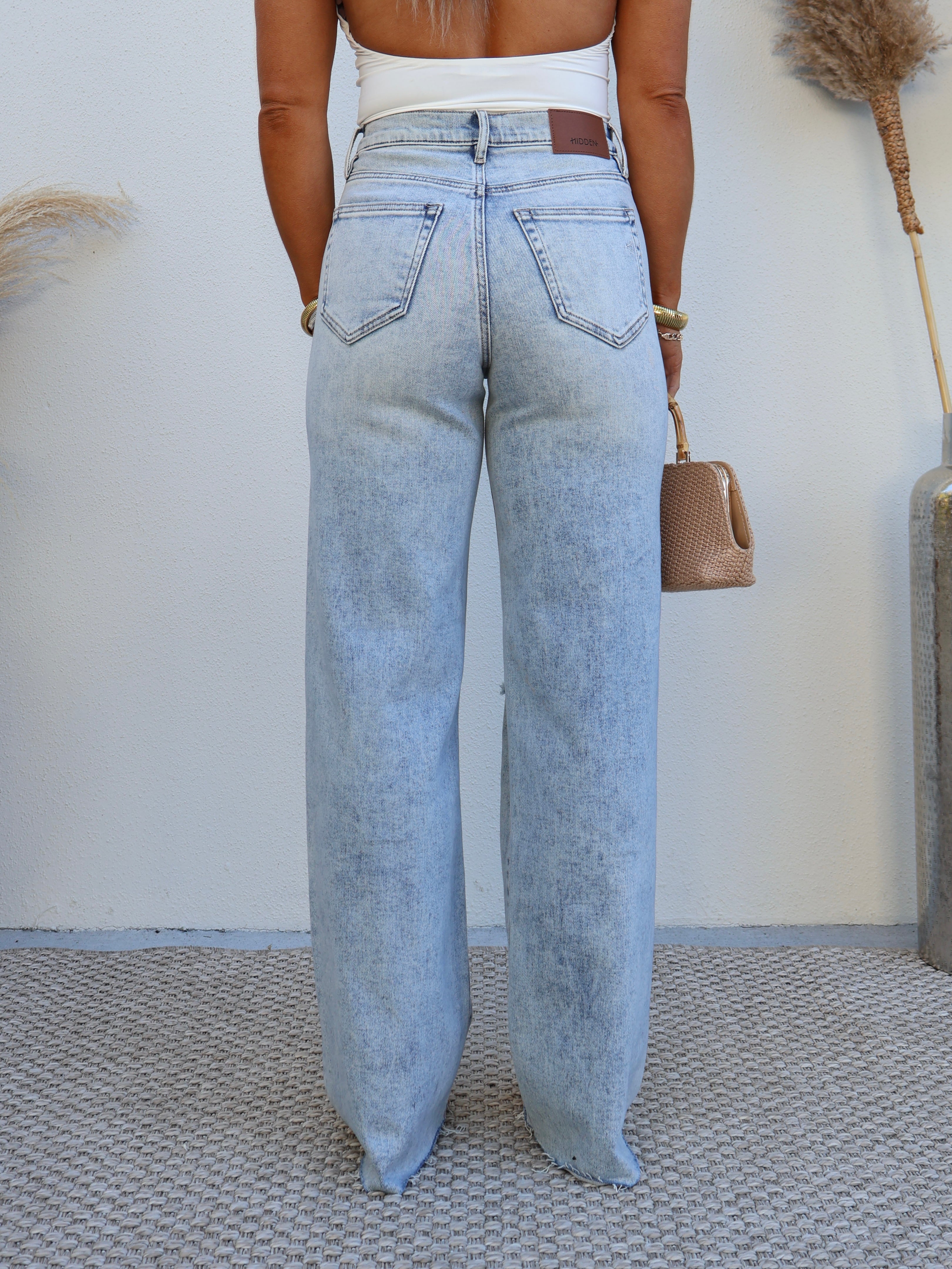 Khelani Distressed Straight Leg Jeans Light Blue