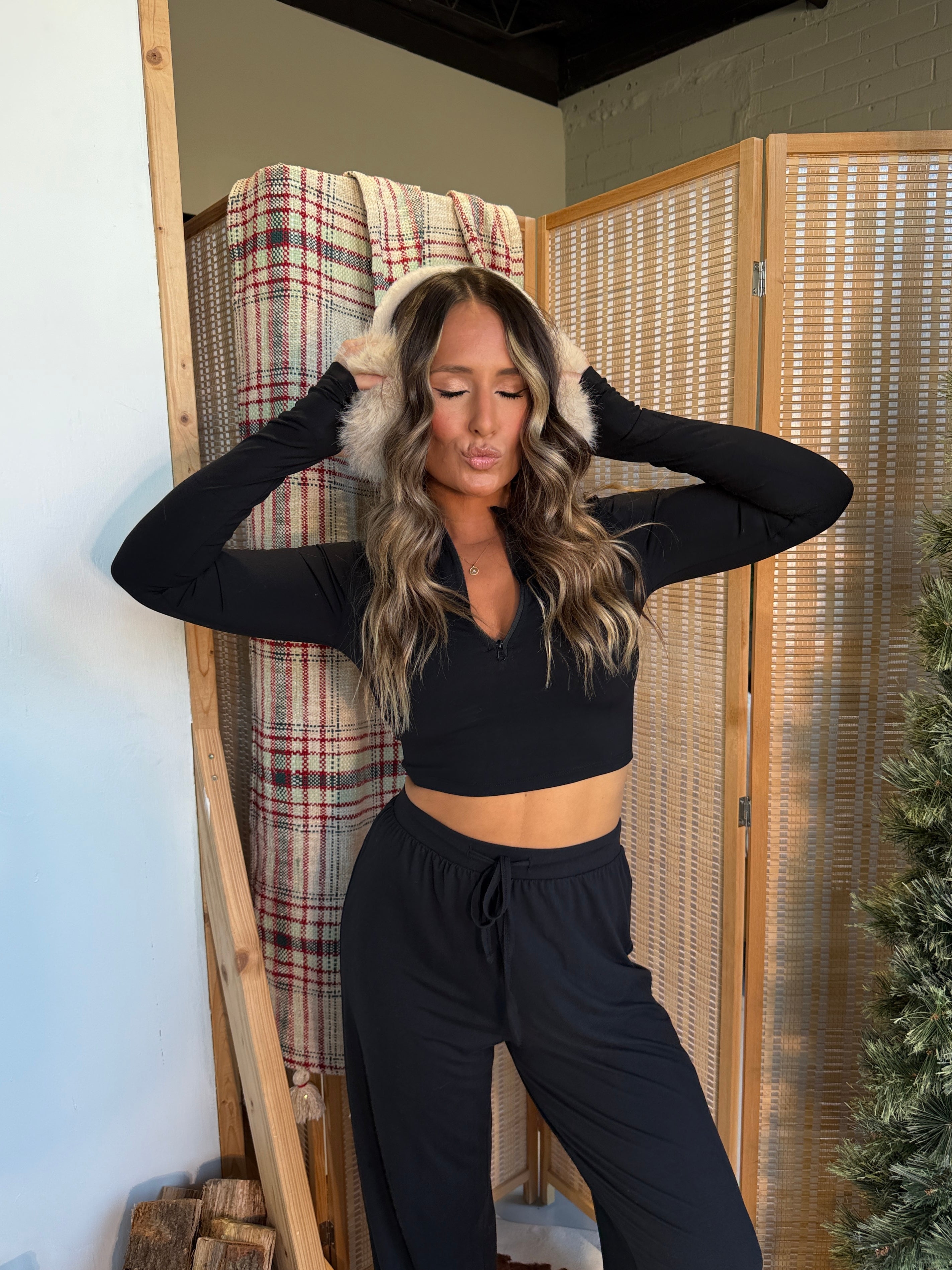 Skye Half Zip Pullover Black