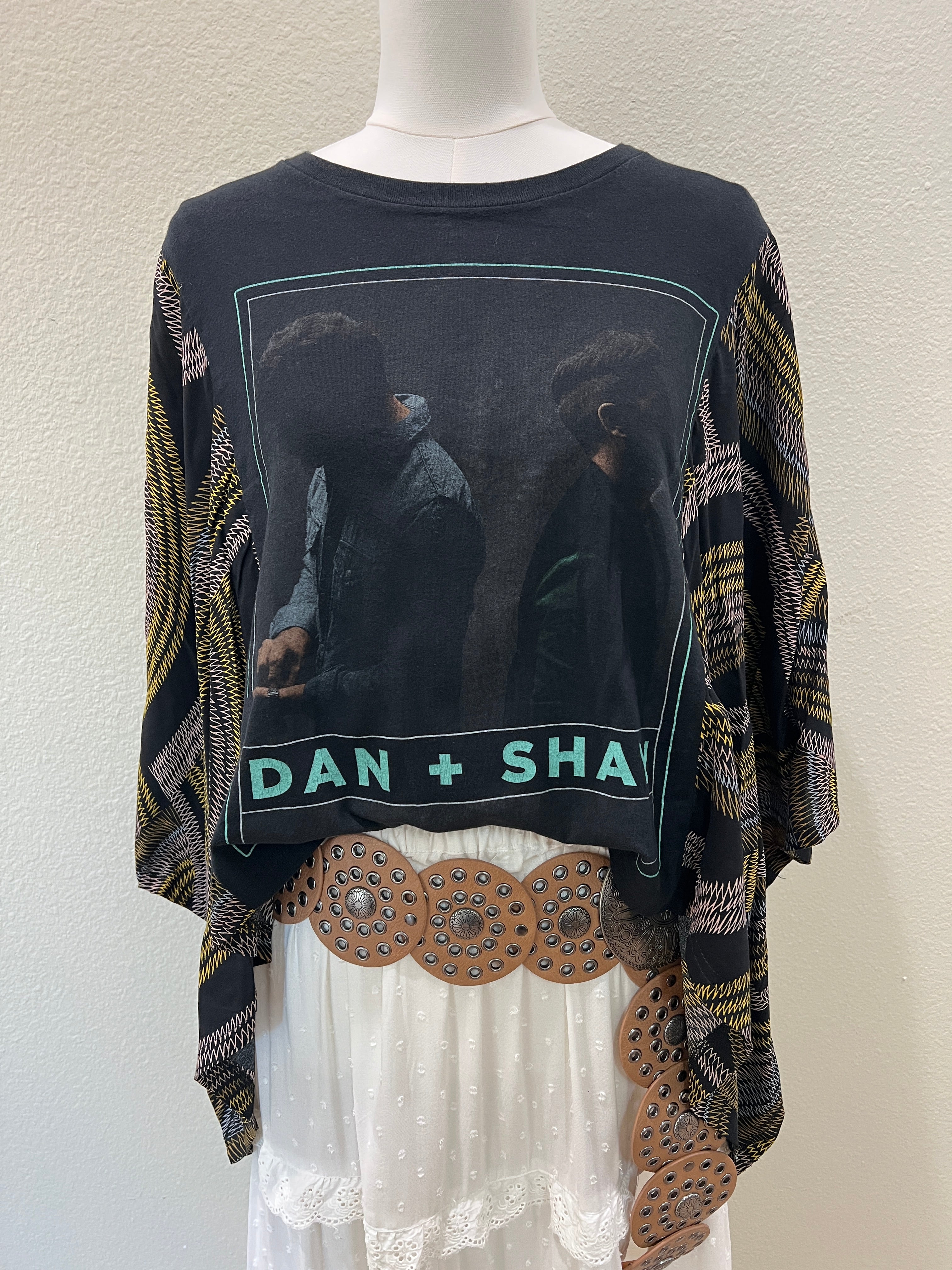 Dan & Shay Mix & Match Tee Black Multi