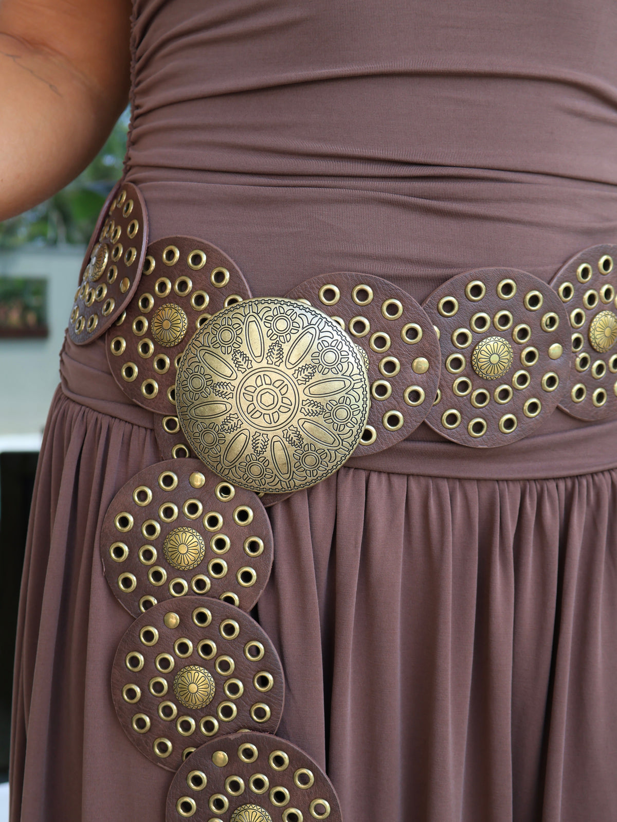 Antique Circle Belt Brown