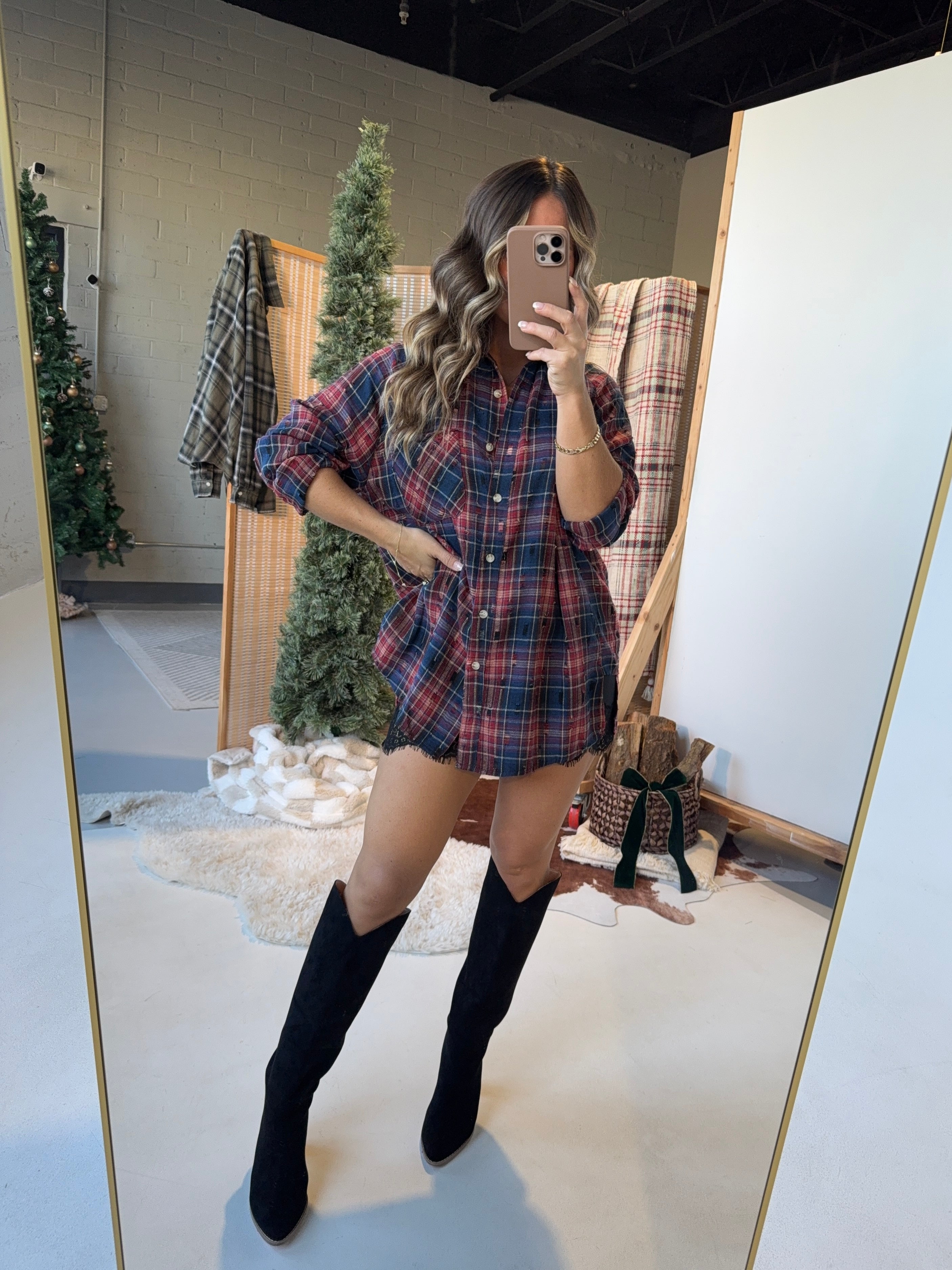 Naya Suede Boots Black