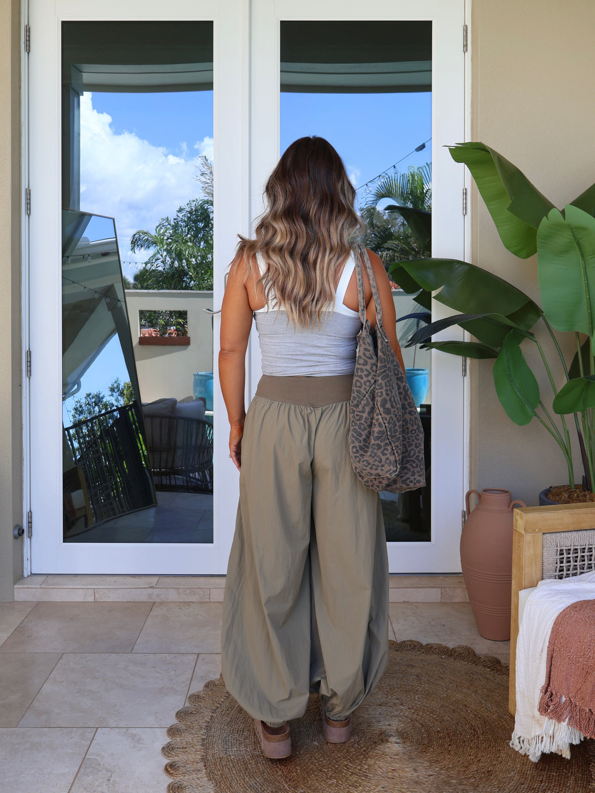 Romi Parachute Joggers Olive