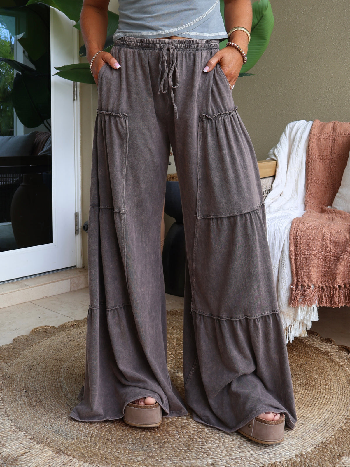Vera Tiered Lounge Pants Ash Oak
