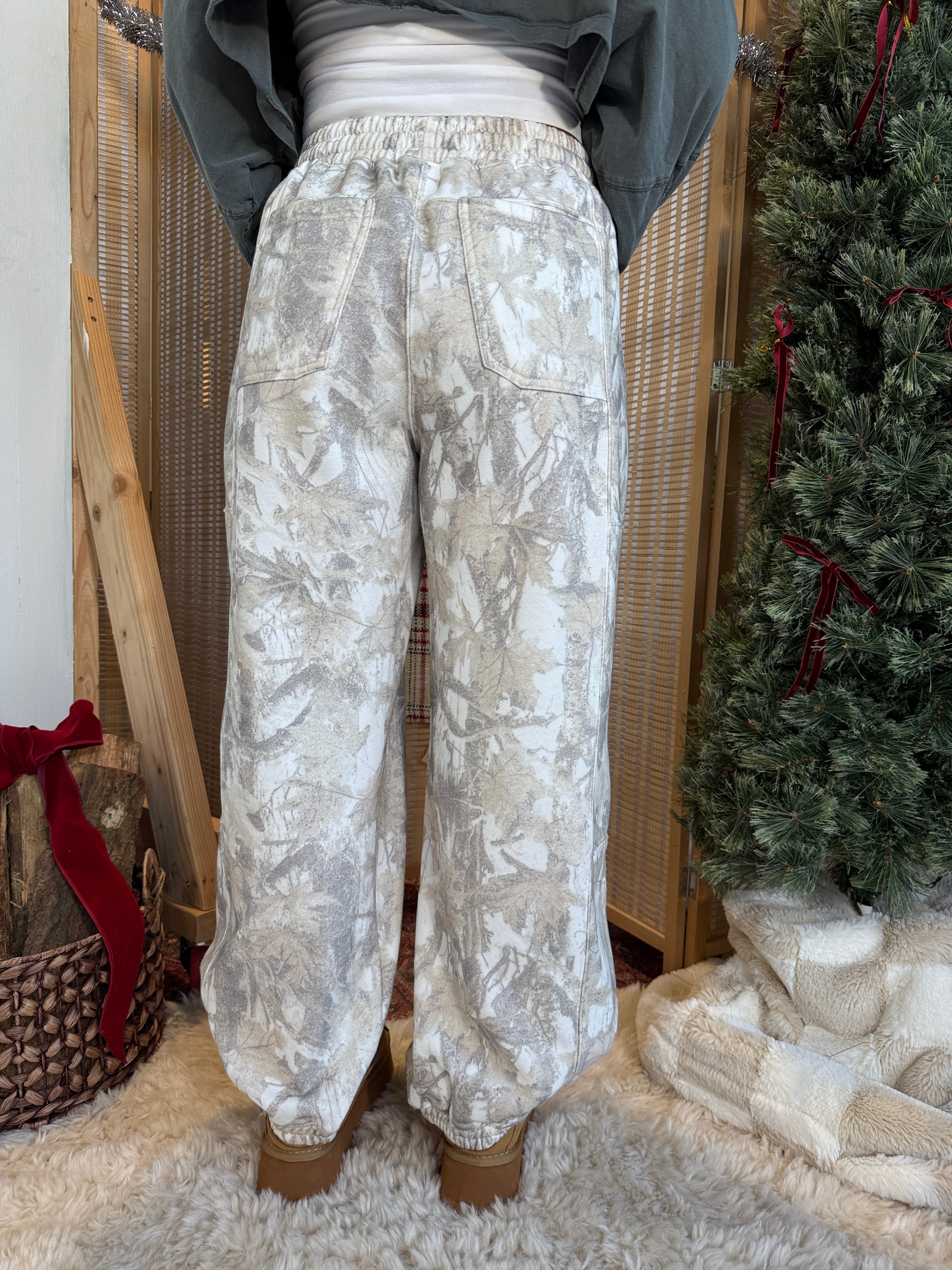 Winter Woods Barrel Sweatpants Camo