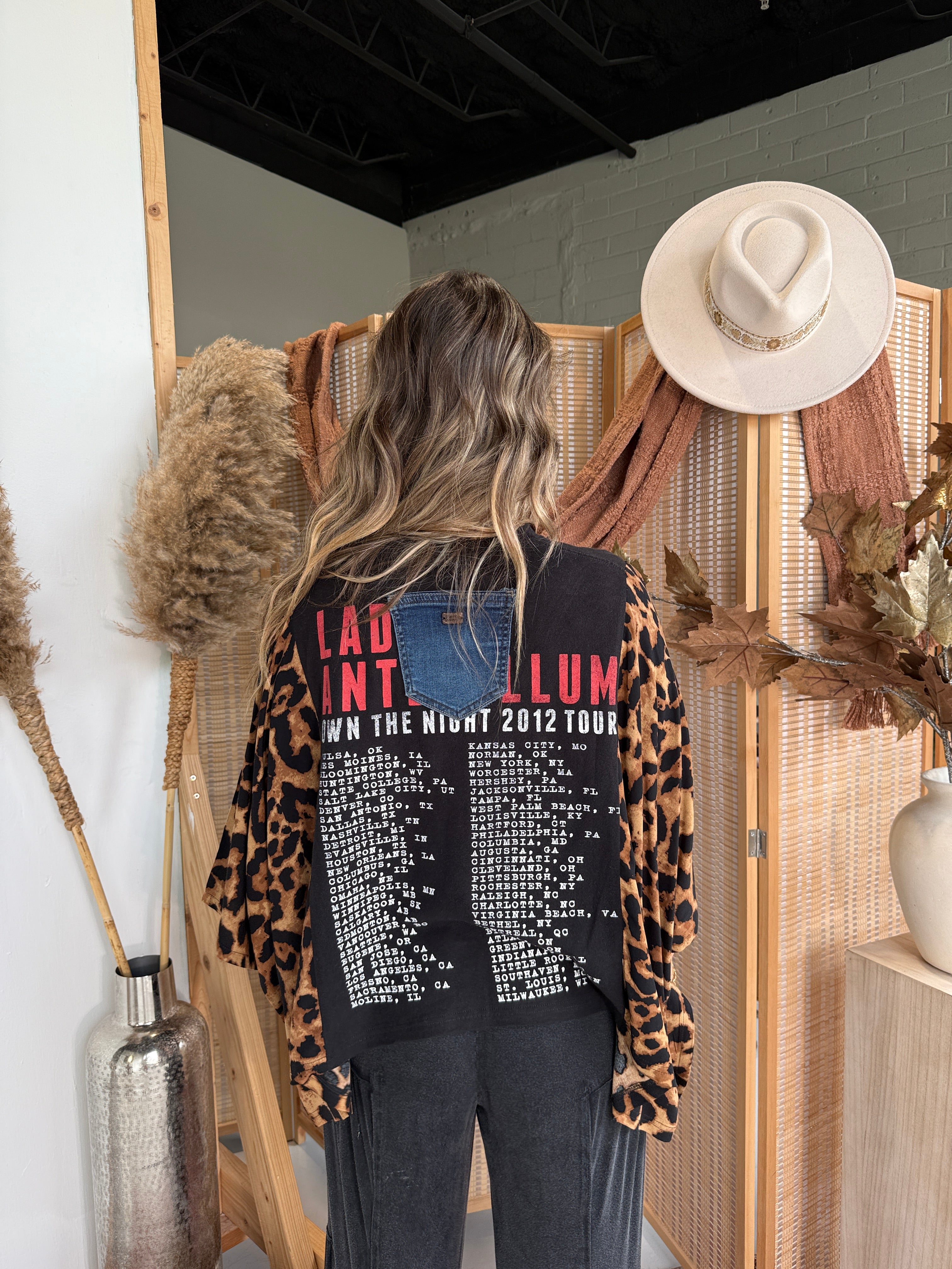 Lady Antebellum Mix & Match Tee Black Cheetah