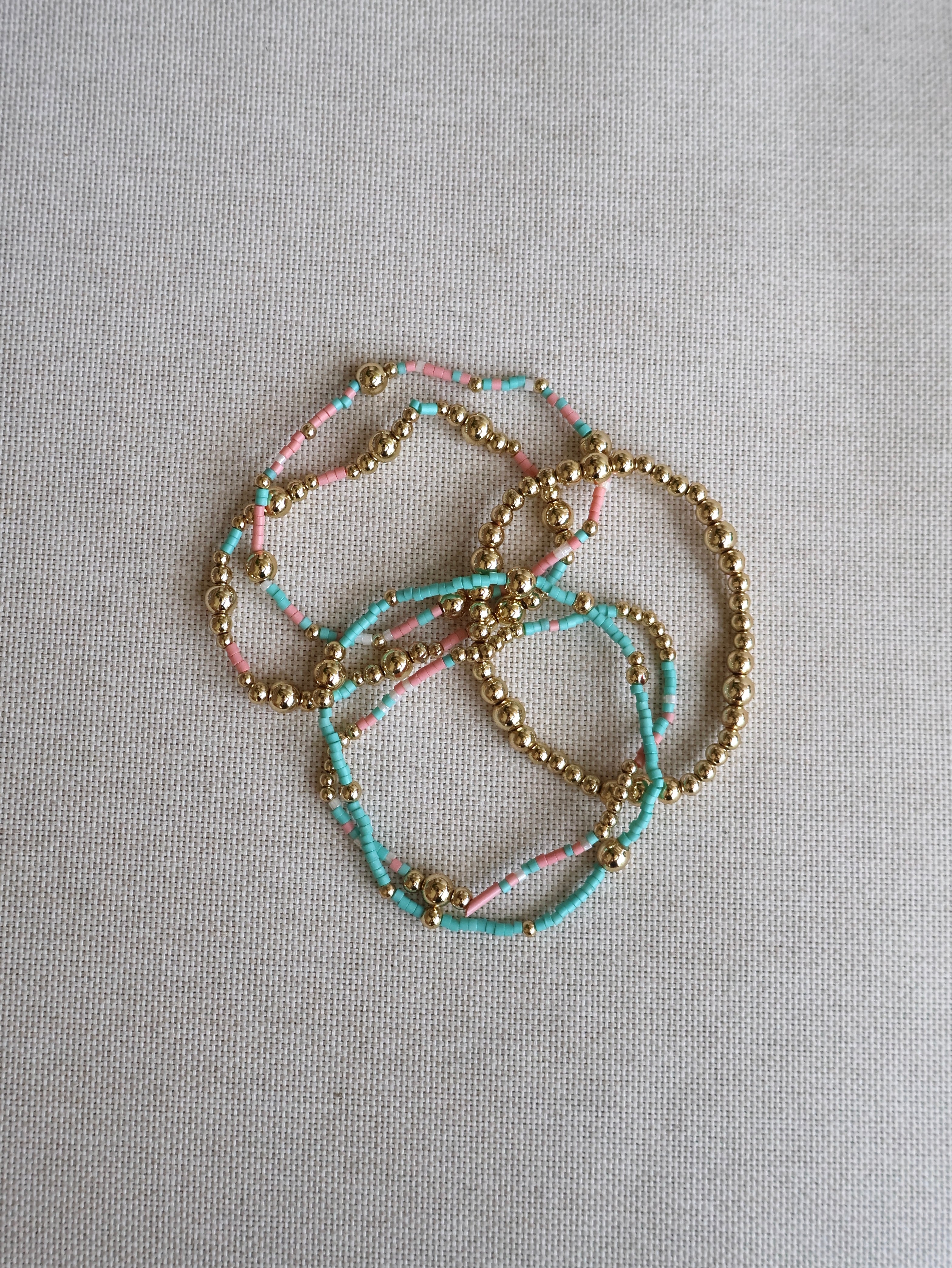 Nyla Beaded Bracelet Set Blue Multi