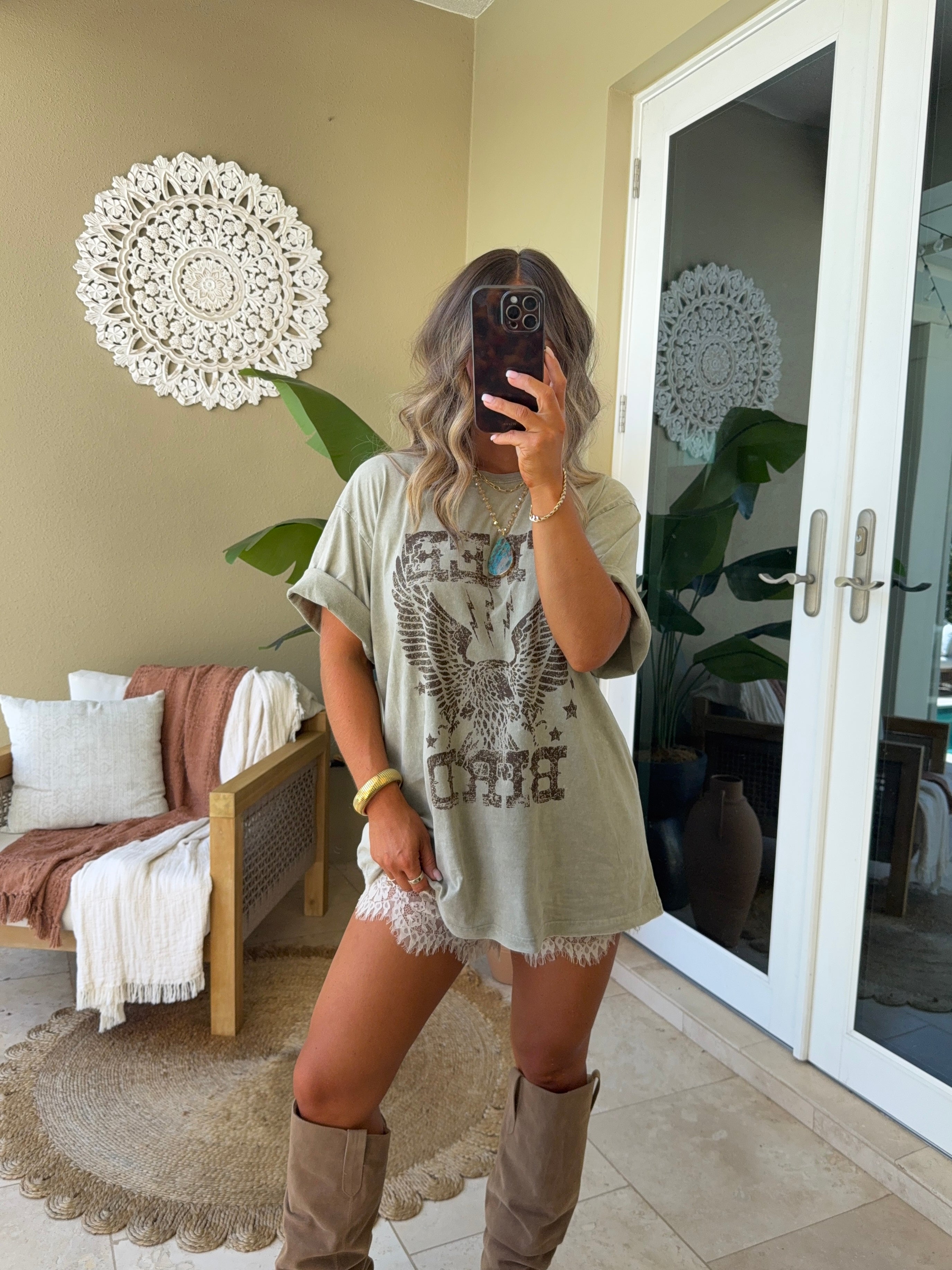 Joni Free Bird Graphic Tee Mocha
