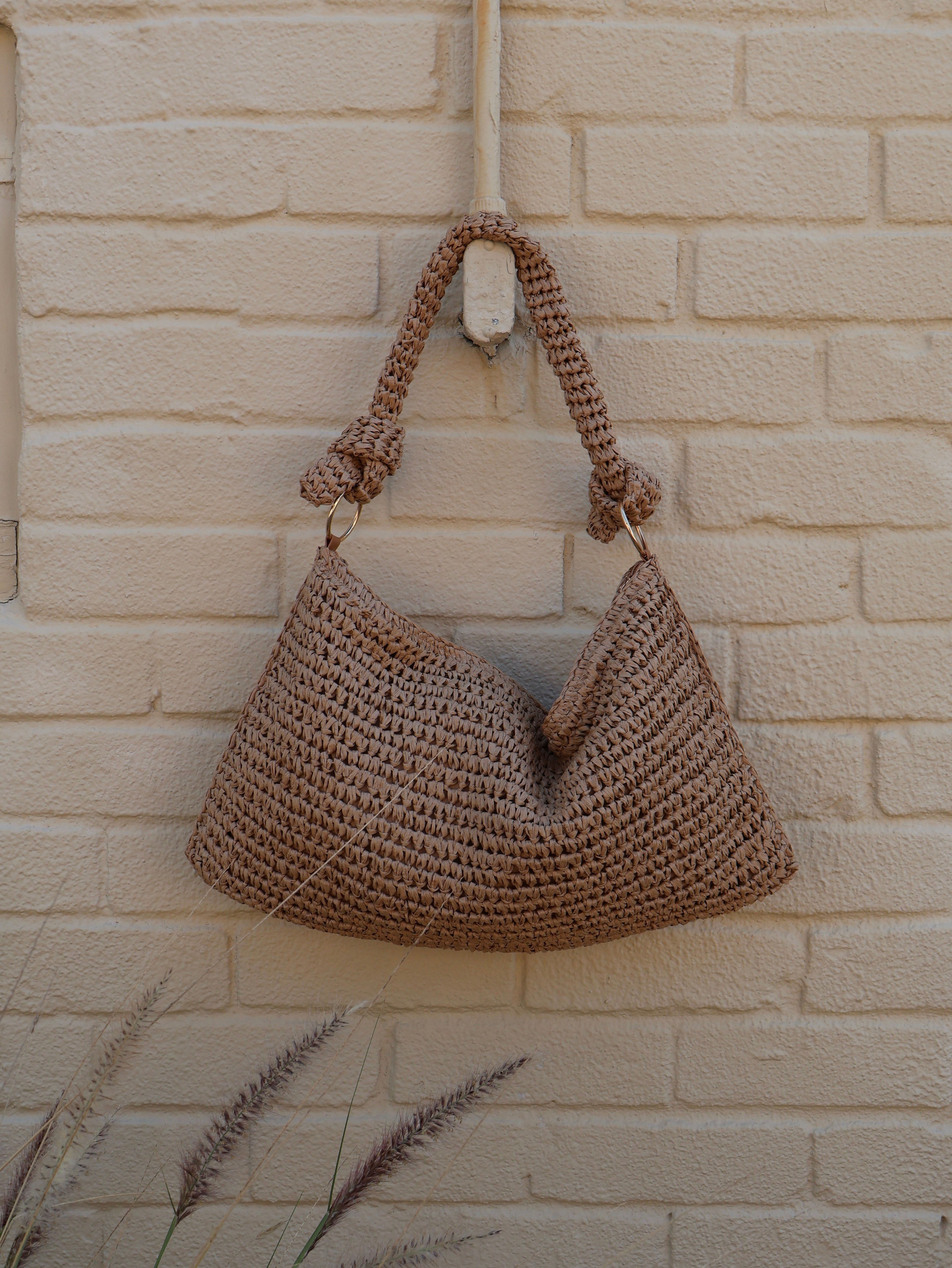 Sadie Braided Straw Hand Bag