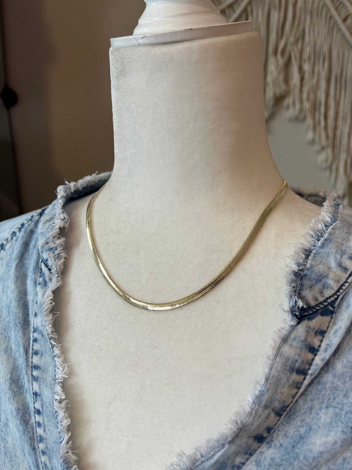 Simple Herringbone 18K Gold Necklace