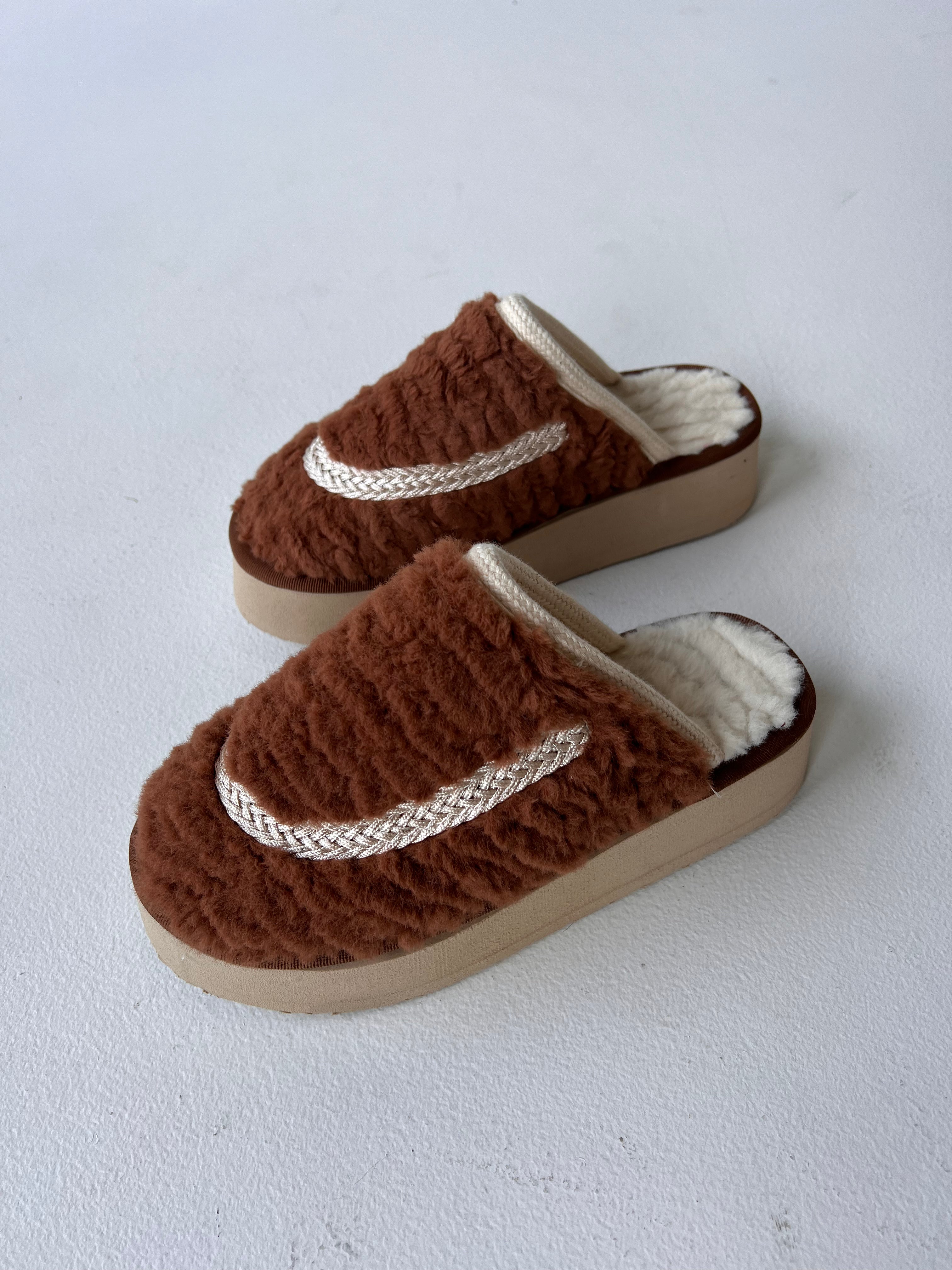 Teddie Platform Winter Slides Camel