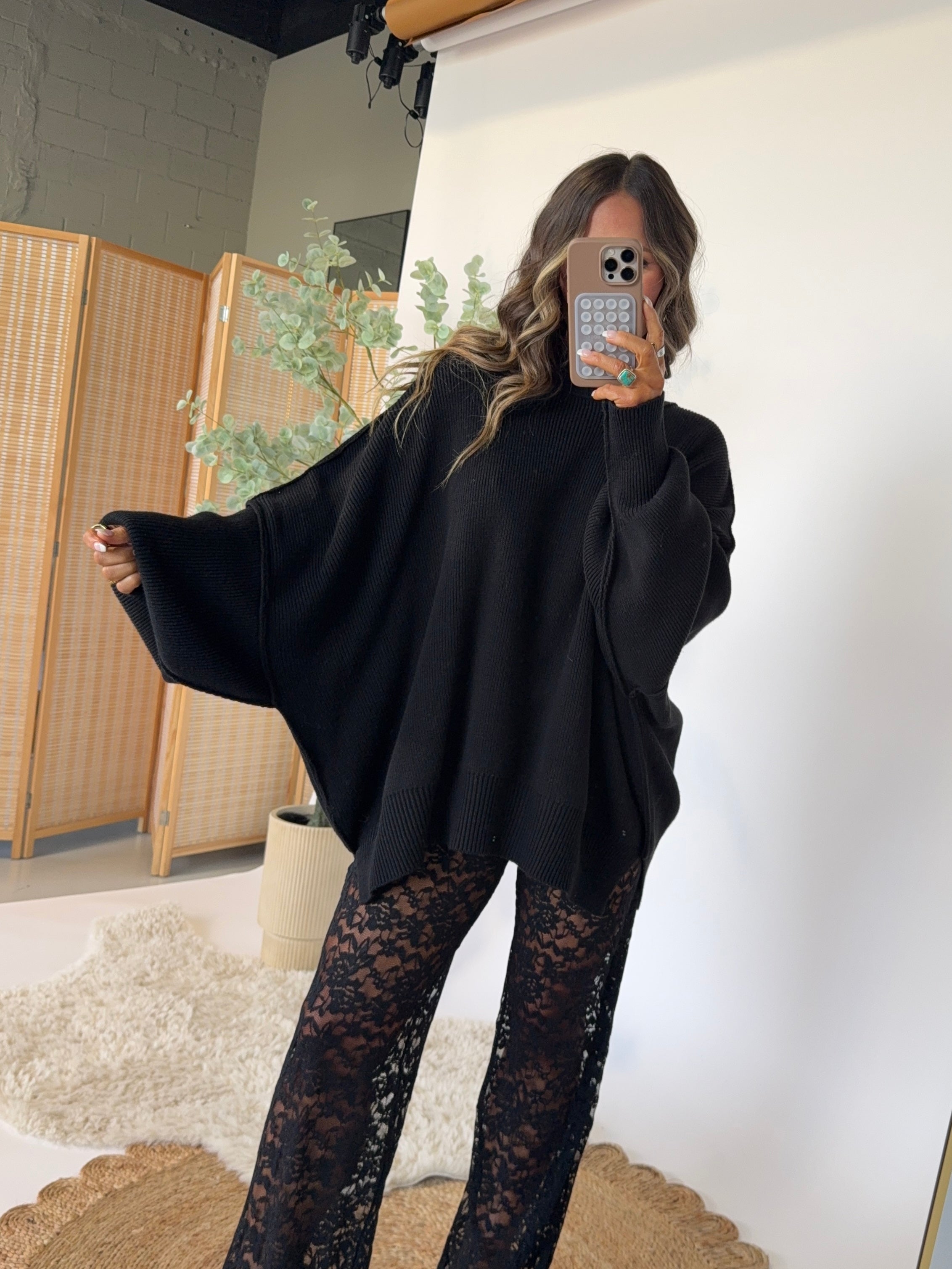 Promise Me Cropped Sweater Black