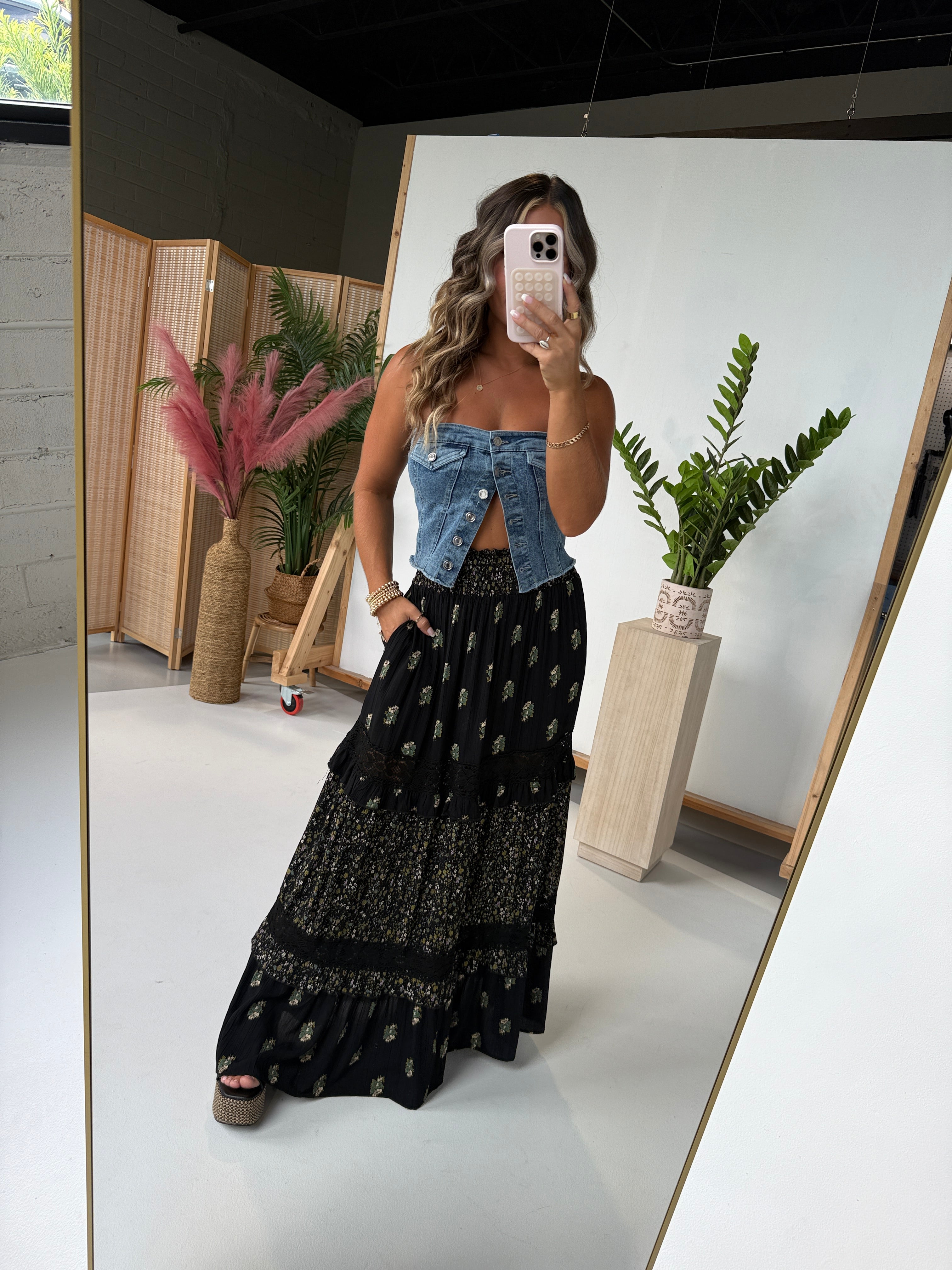Grassland Maxi Skirt Black Multi