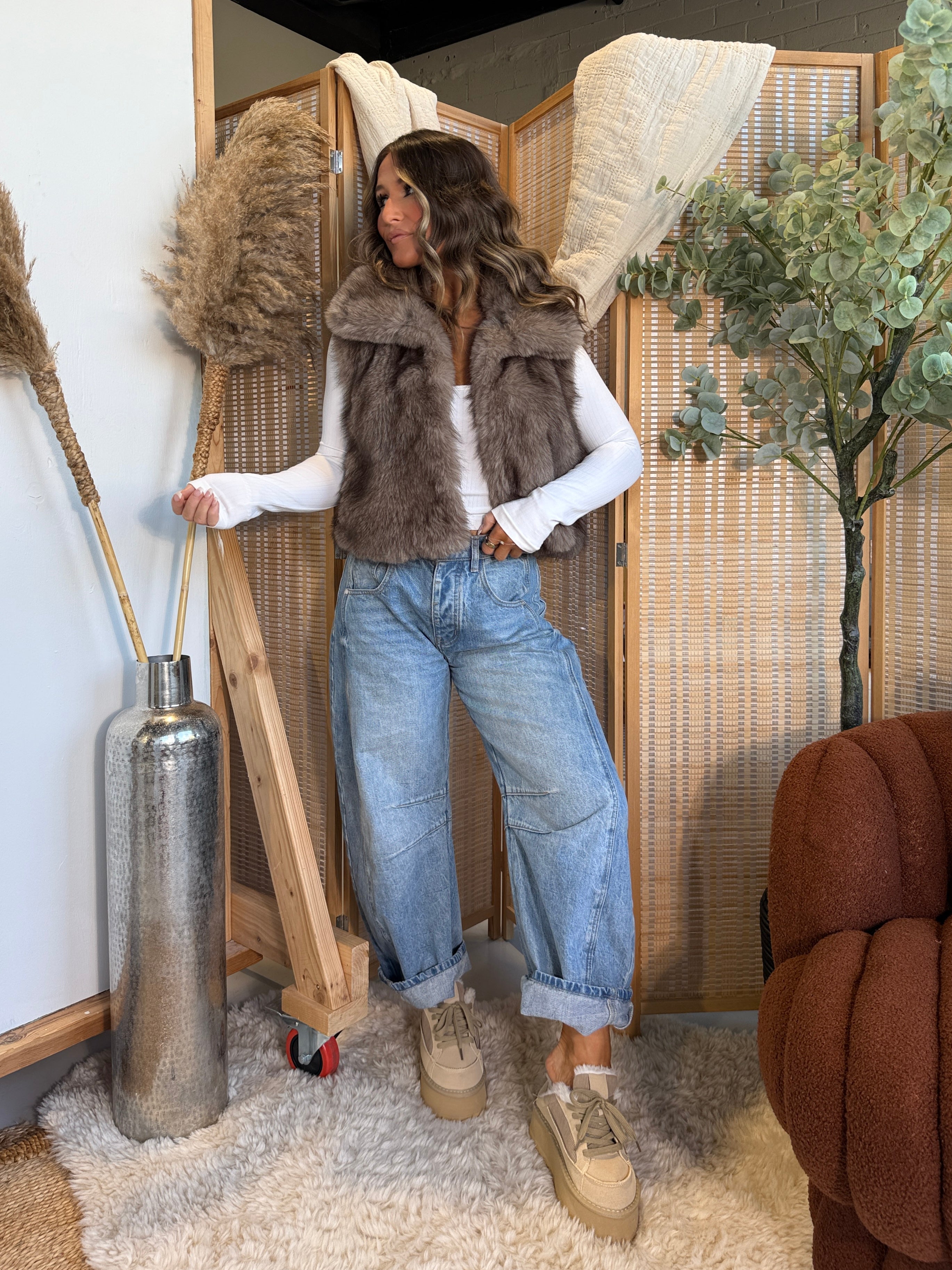 Tareeze Platform Slides Sand