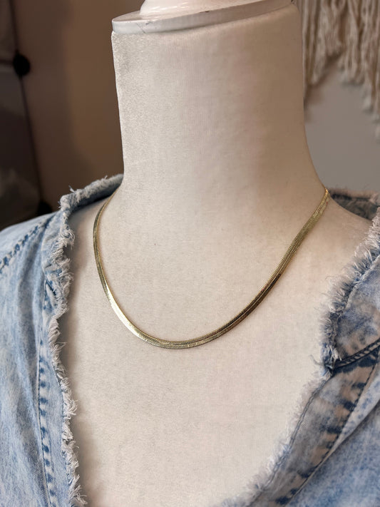 Simple Herringbone 18K Gold Necklace