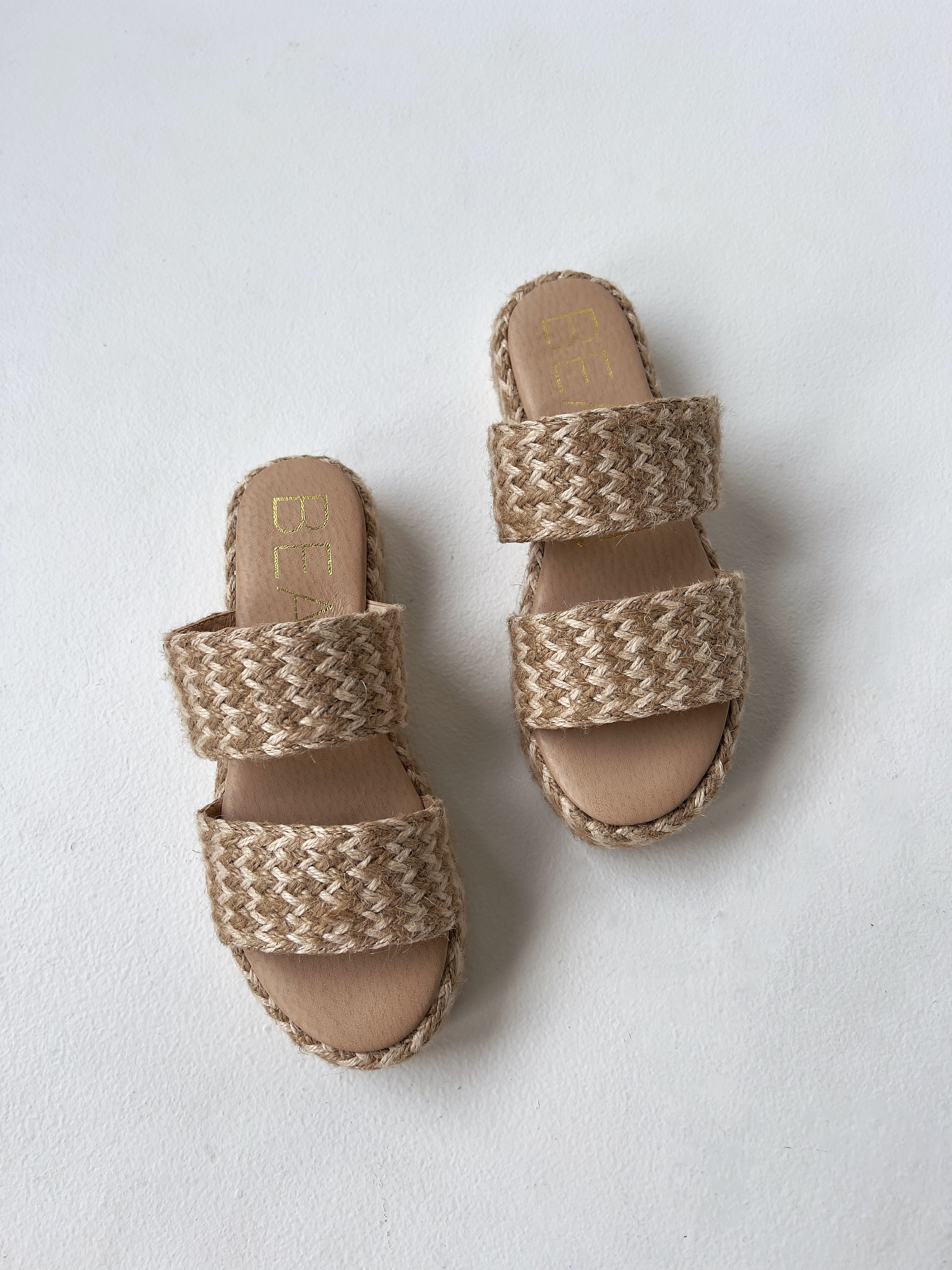 Borderline Double Strap Slide Natural