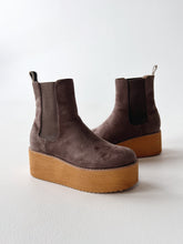 Load image into Gallery viewer, Yoshi Suede Stacked Boots Taupe
