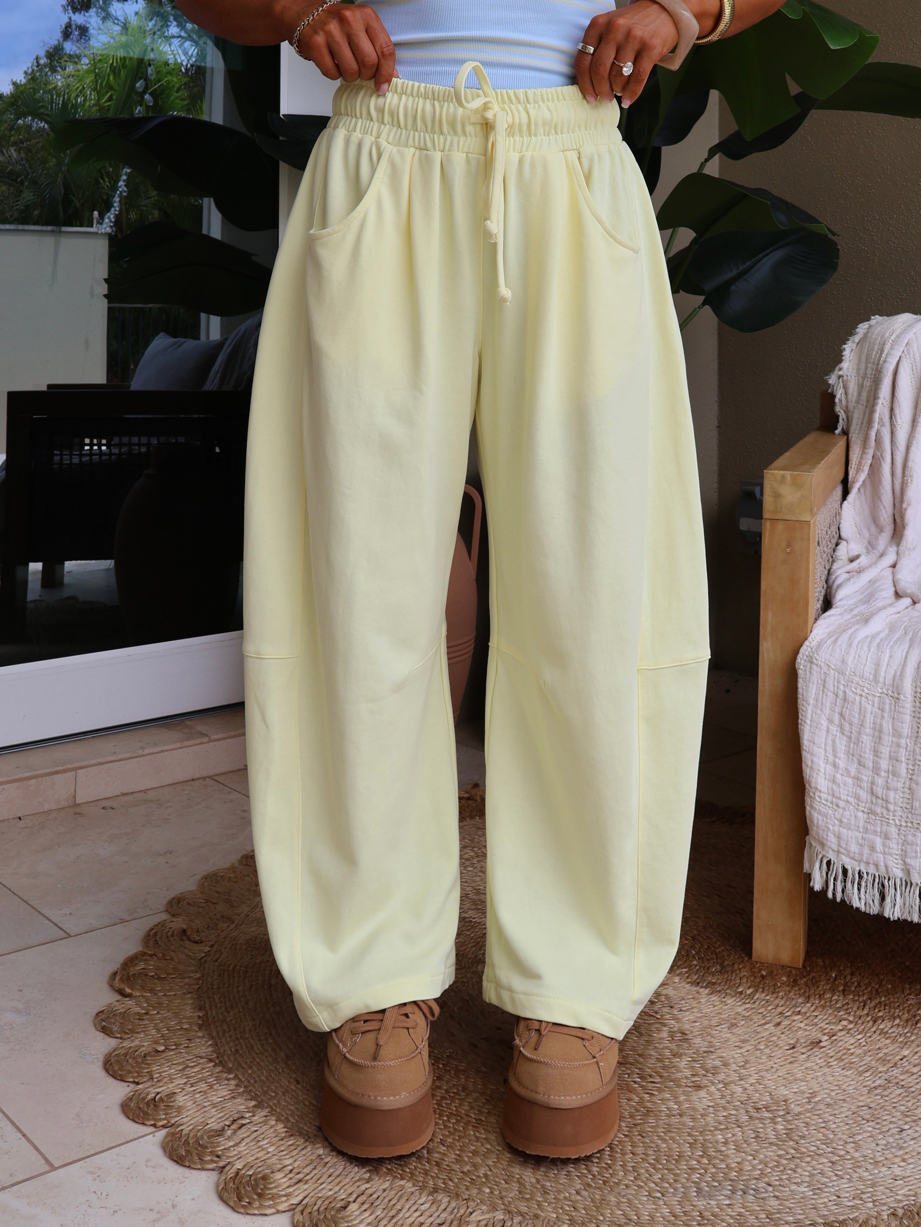 Sweet Season Barrel Sweatpants Butter