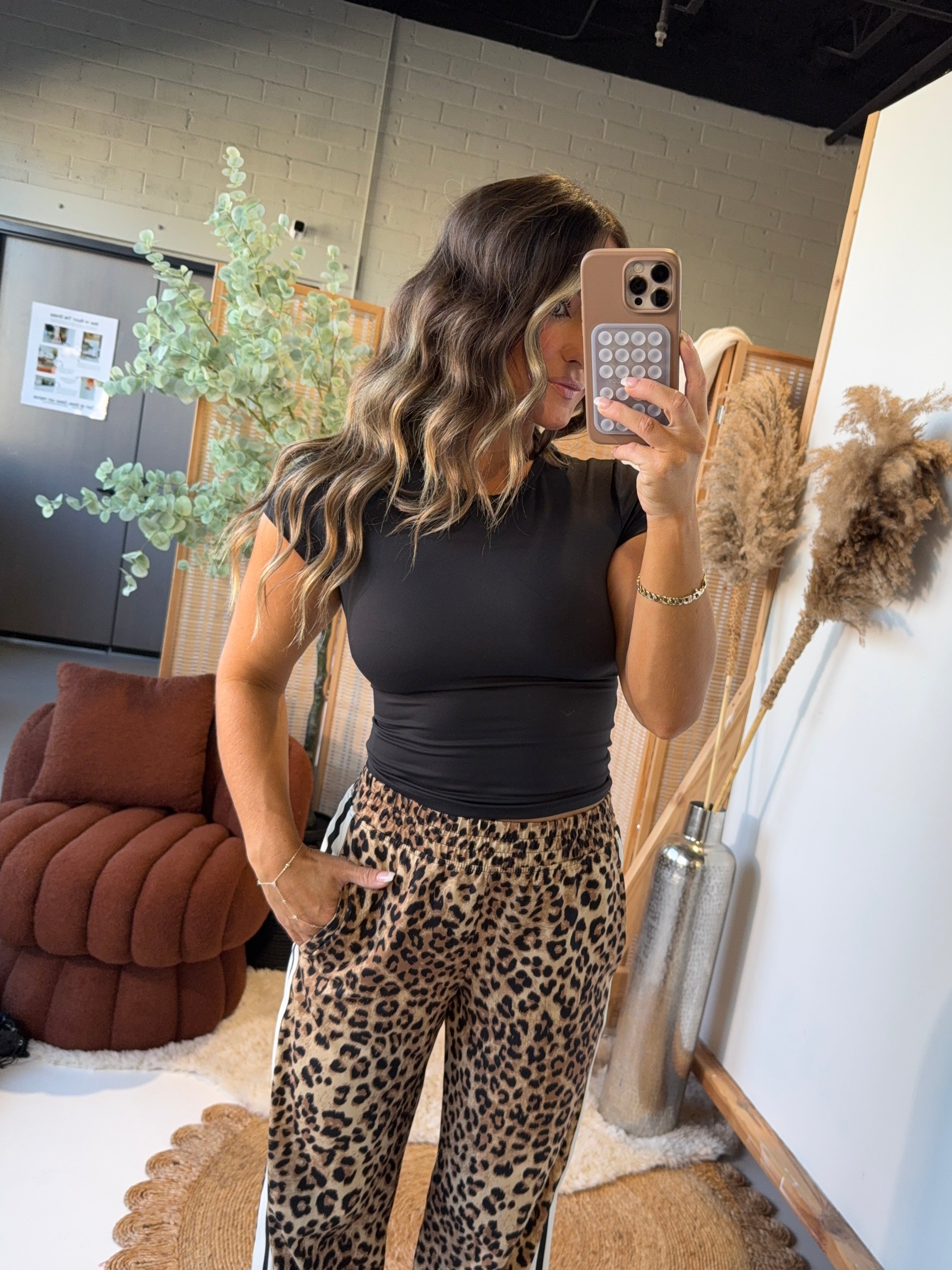 Evie Basic Baby Tee Black