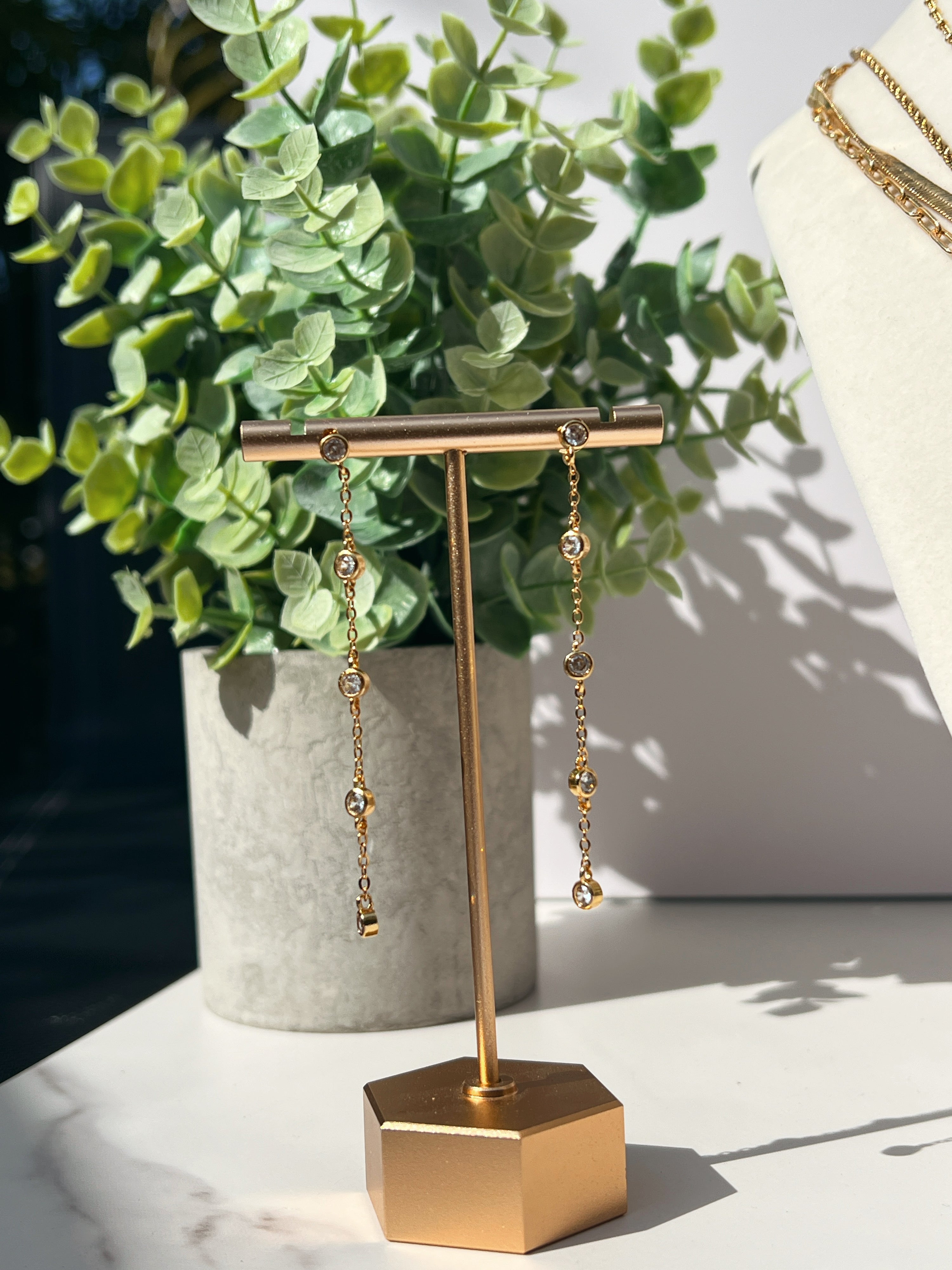 Capri Drop Earrings Gold