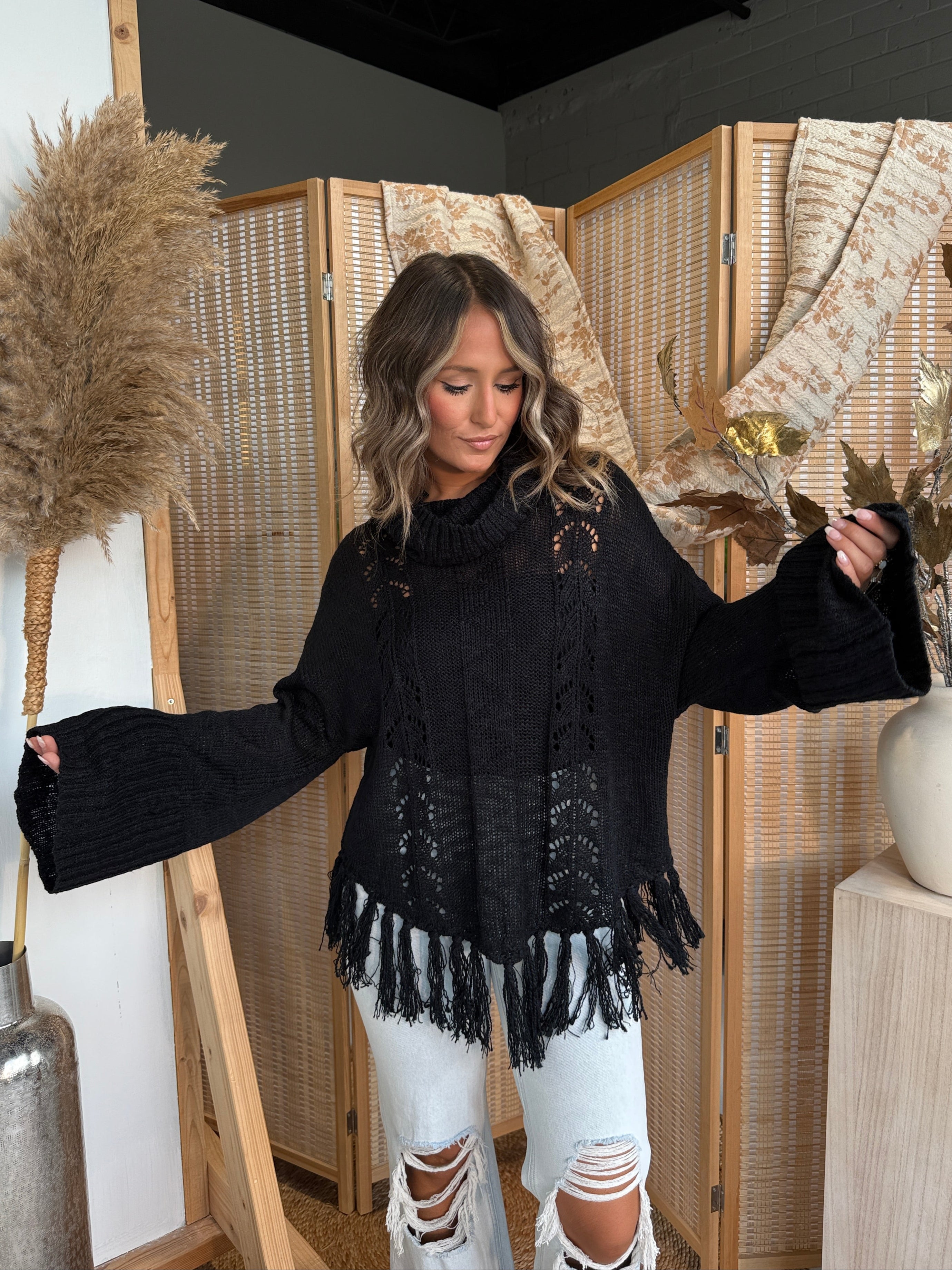Cabin Stay Fringe Sweater Black