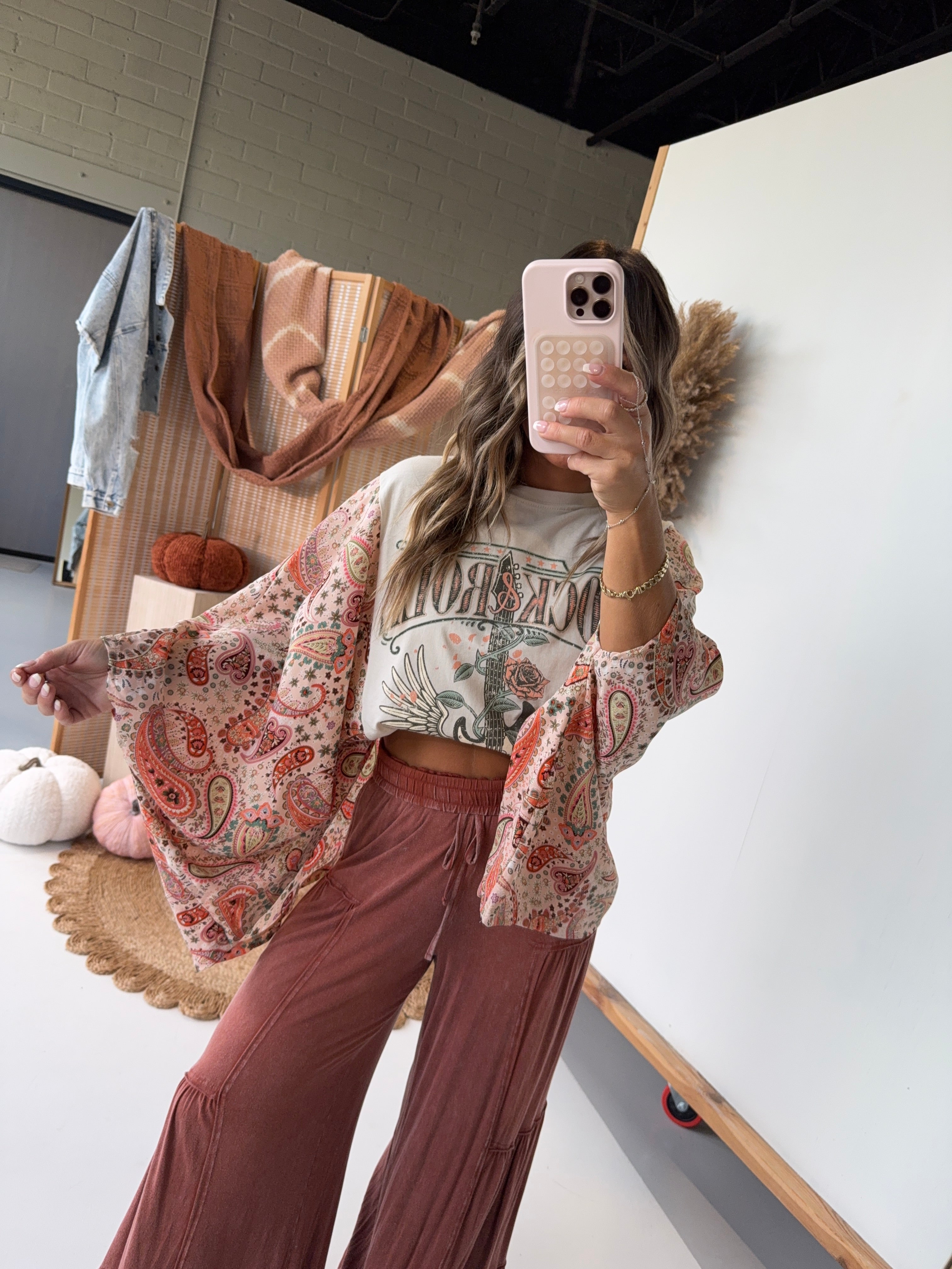 Rock N Roll Vintage Kimono Tee White