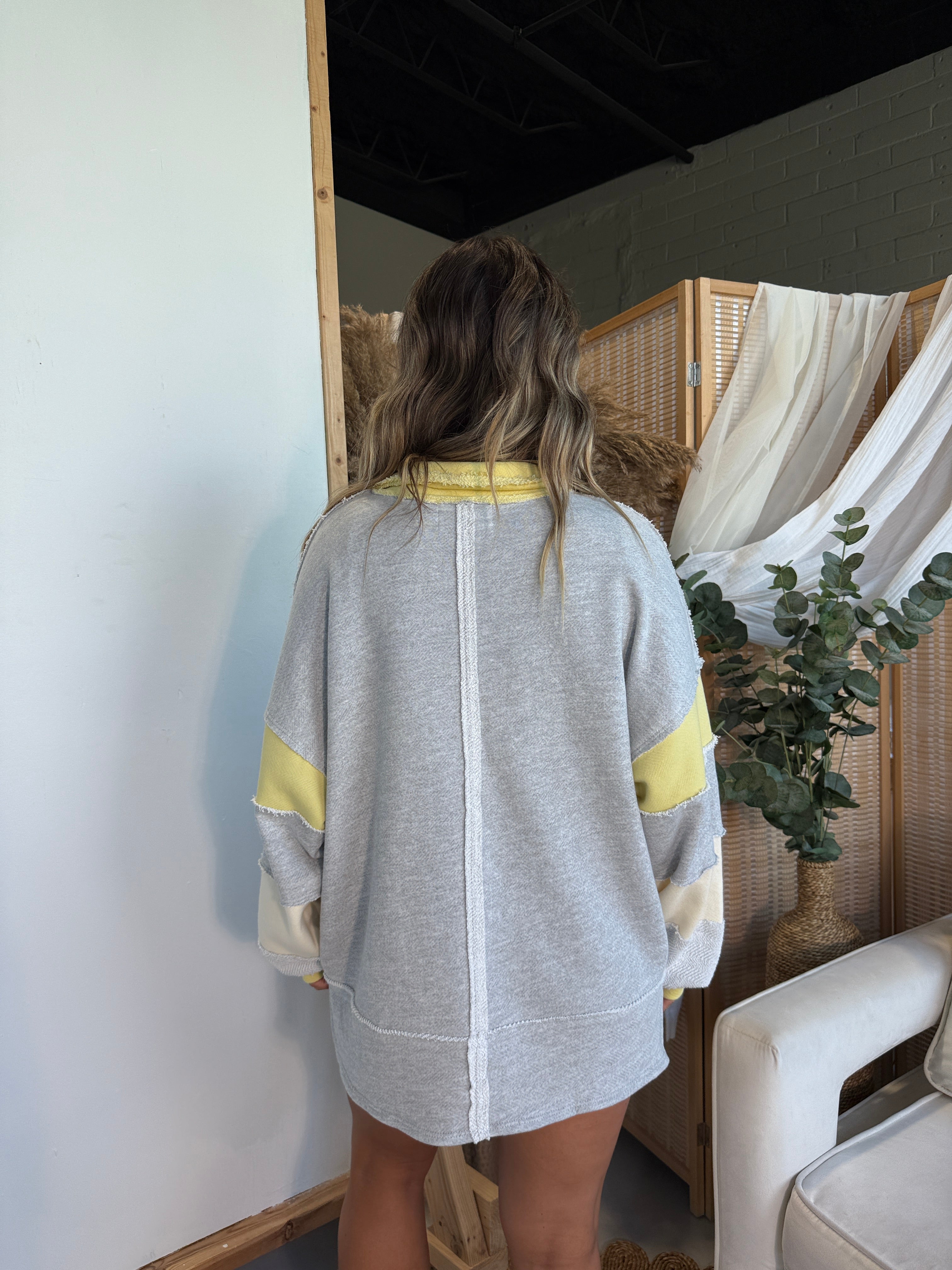 Comfort Me Color Block Pullover Grey/Yellow