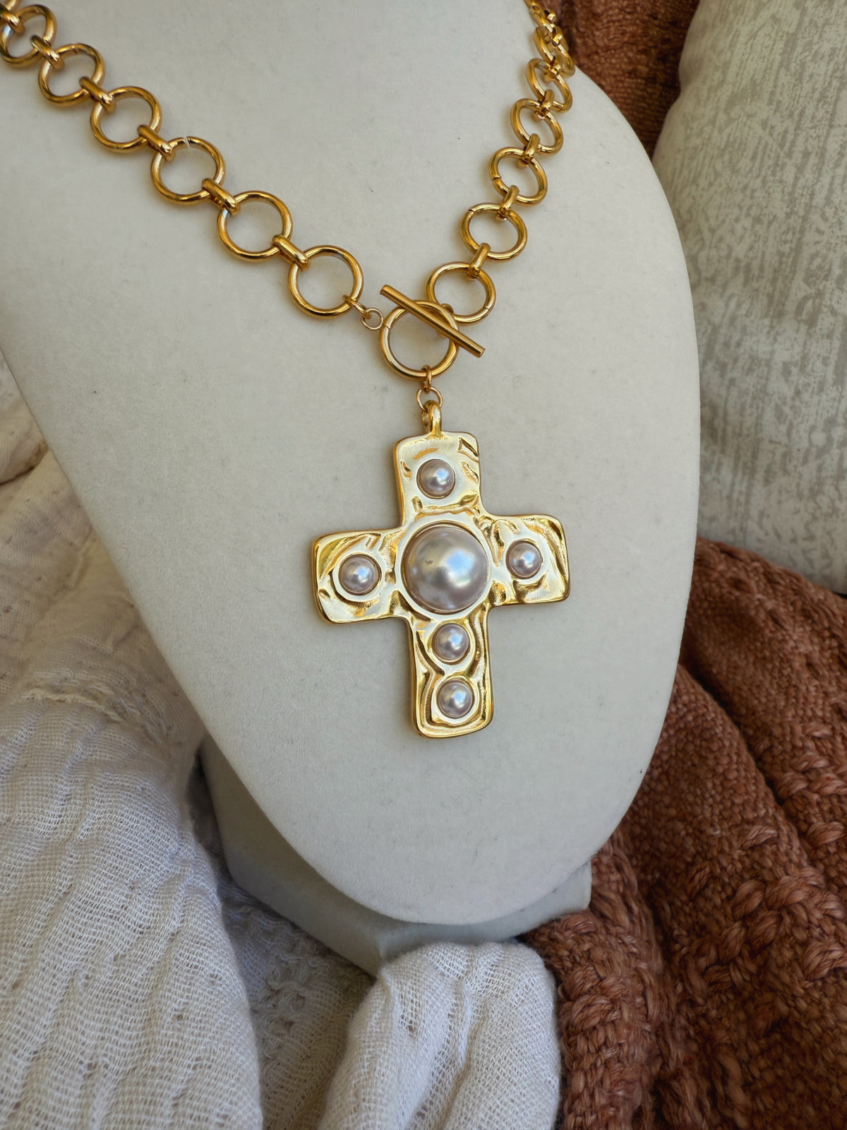 Maya Pearl Cross Necklace Gold