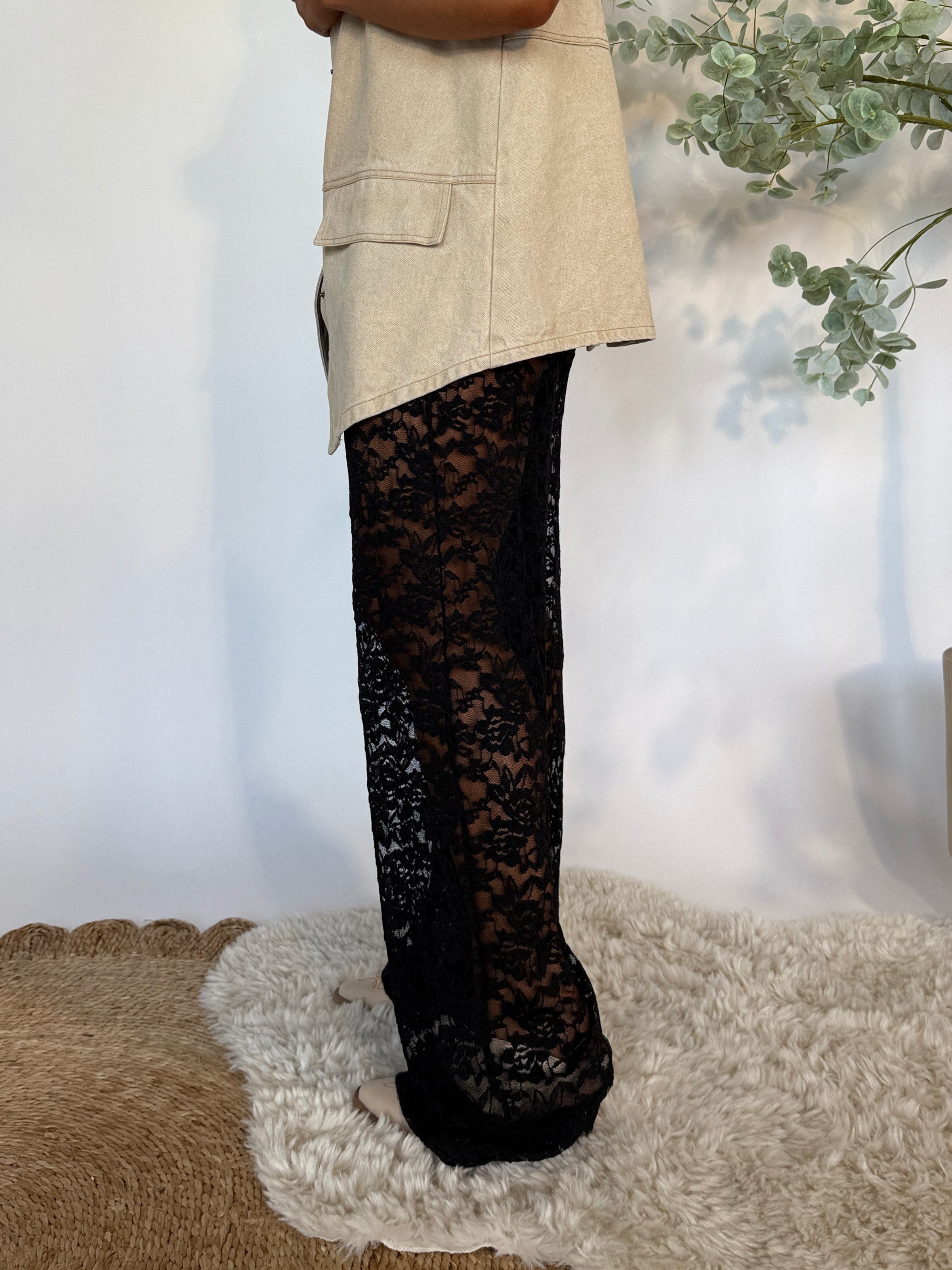 Statement Lace Pants Black