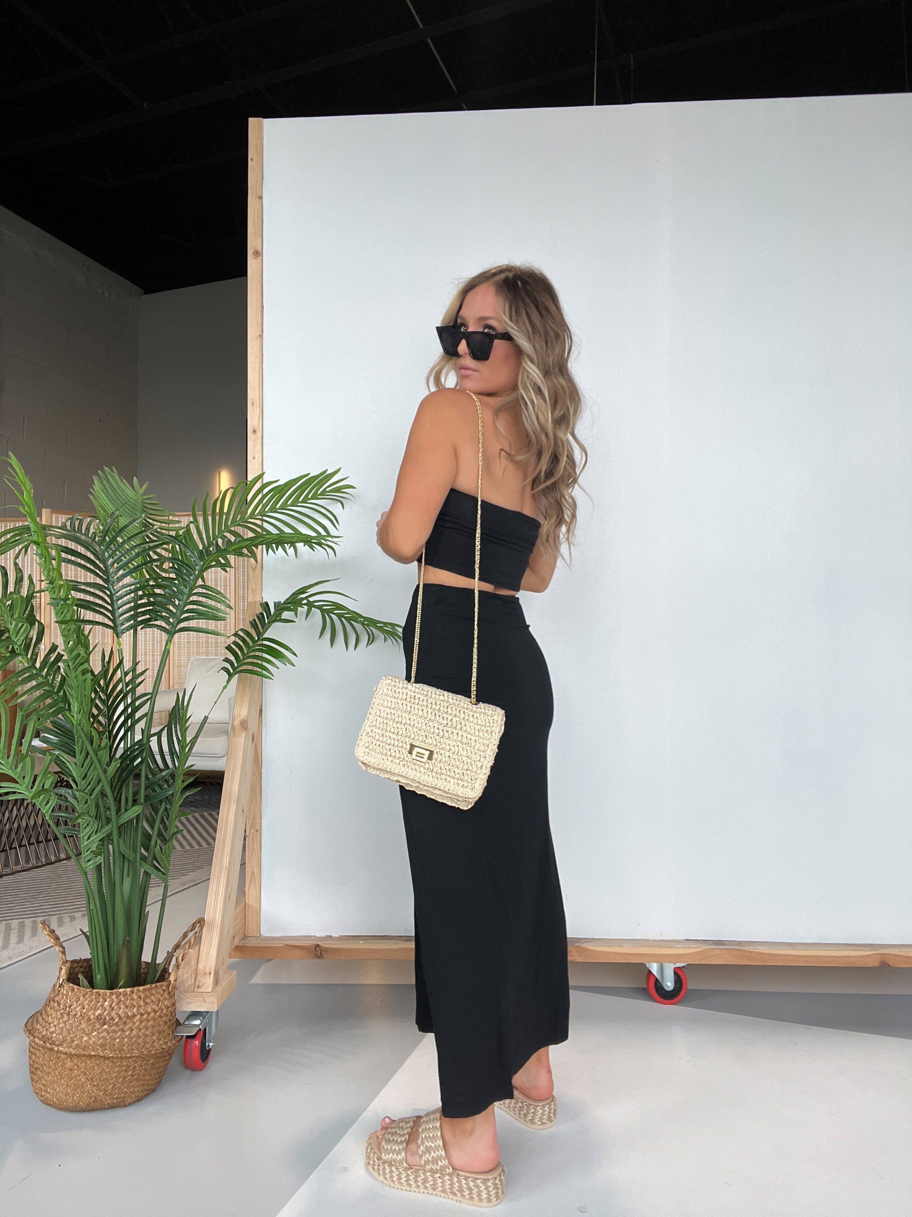 Ivory West Palm Straw Chain Clutch