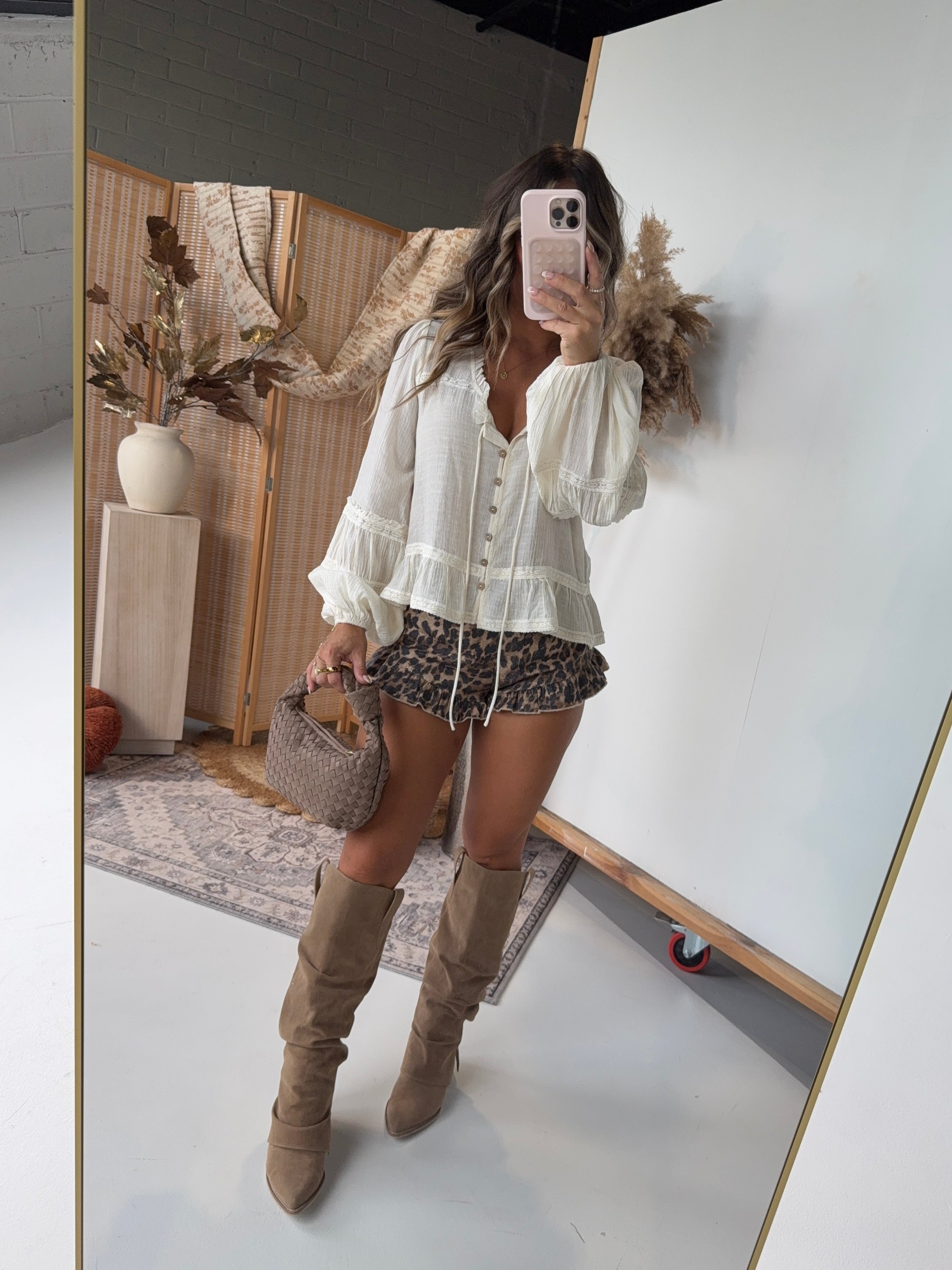 Ruffle My Feathers Shorts Leopard