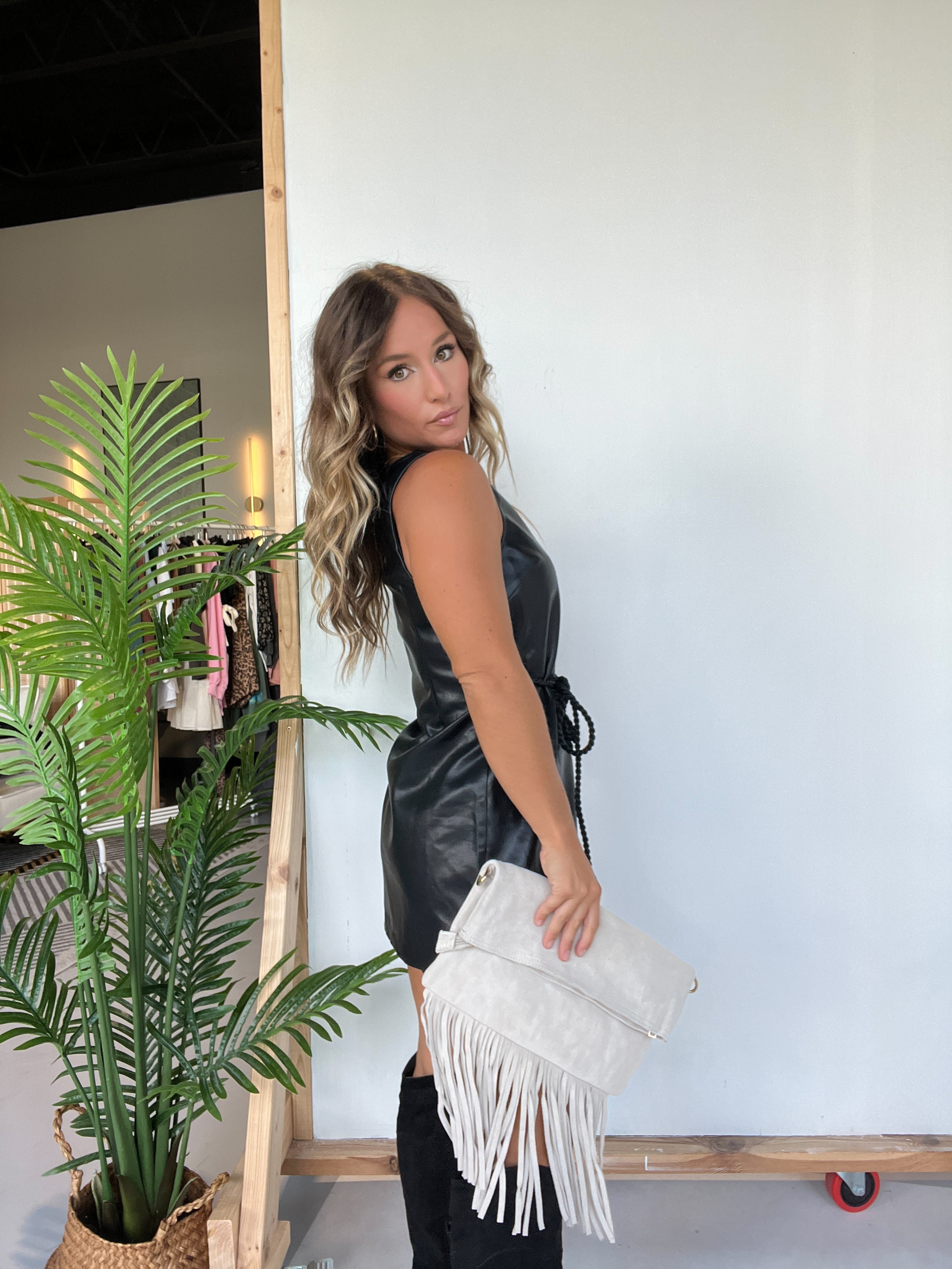 Liz Suede Fringe Bag Beige