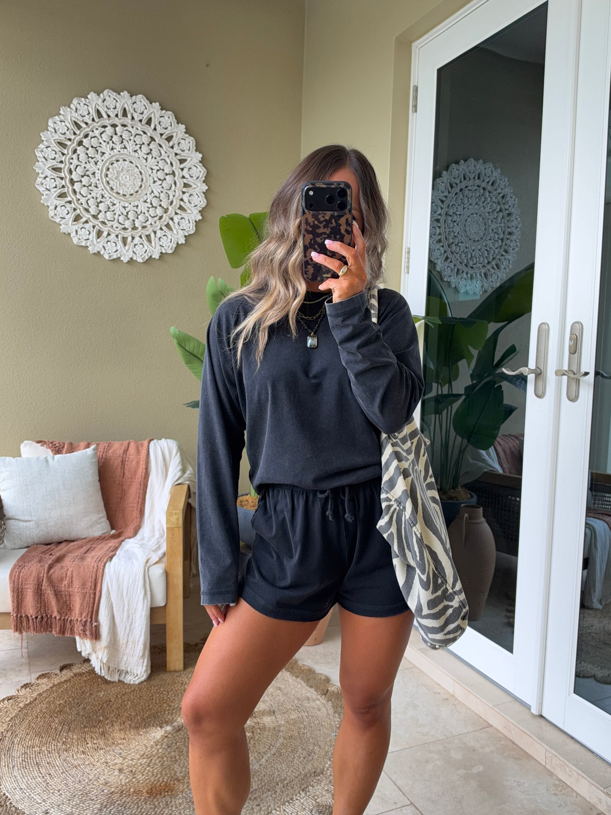 Small Talk Shorts Set Washed Black