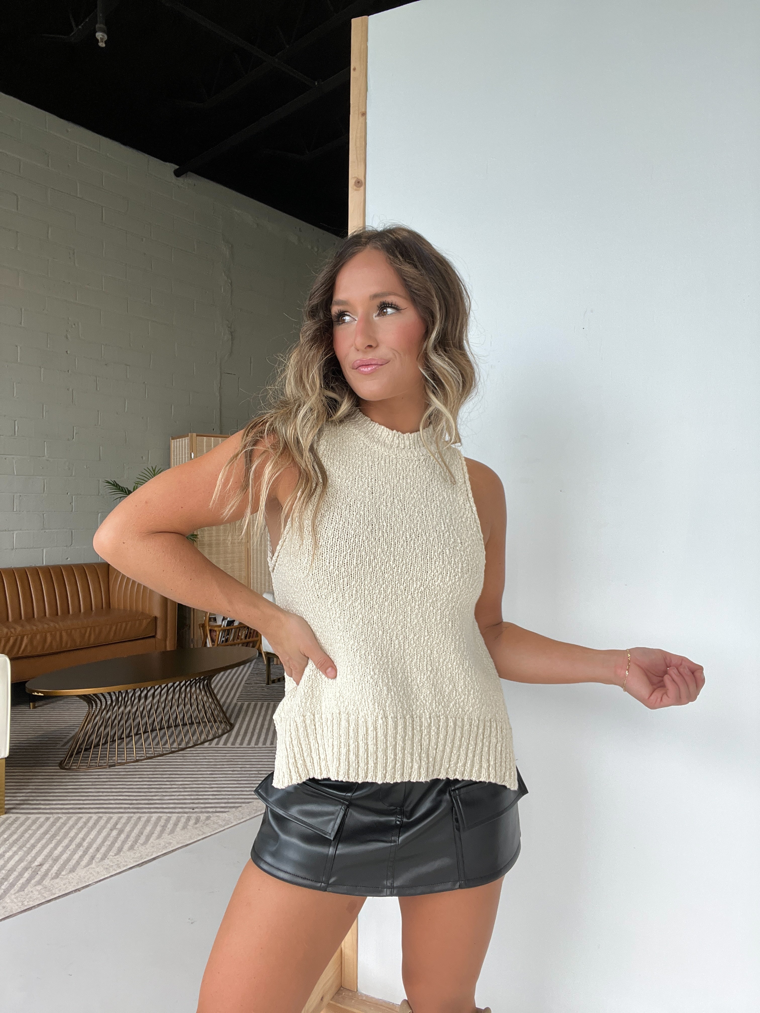 Lila Knitted Sweater Tank Beige