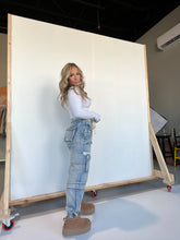 Load image into Gallery viewer, Pick Pocket Cargos Denim
