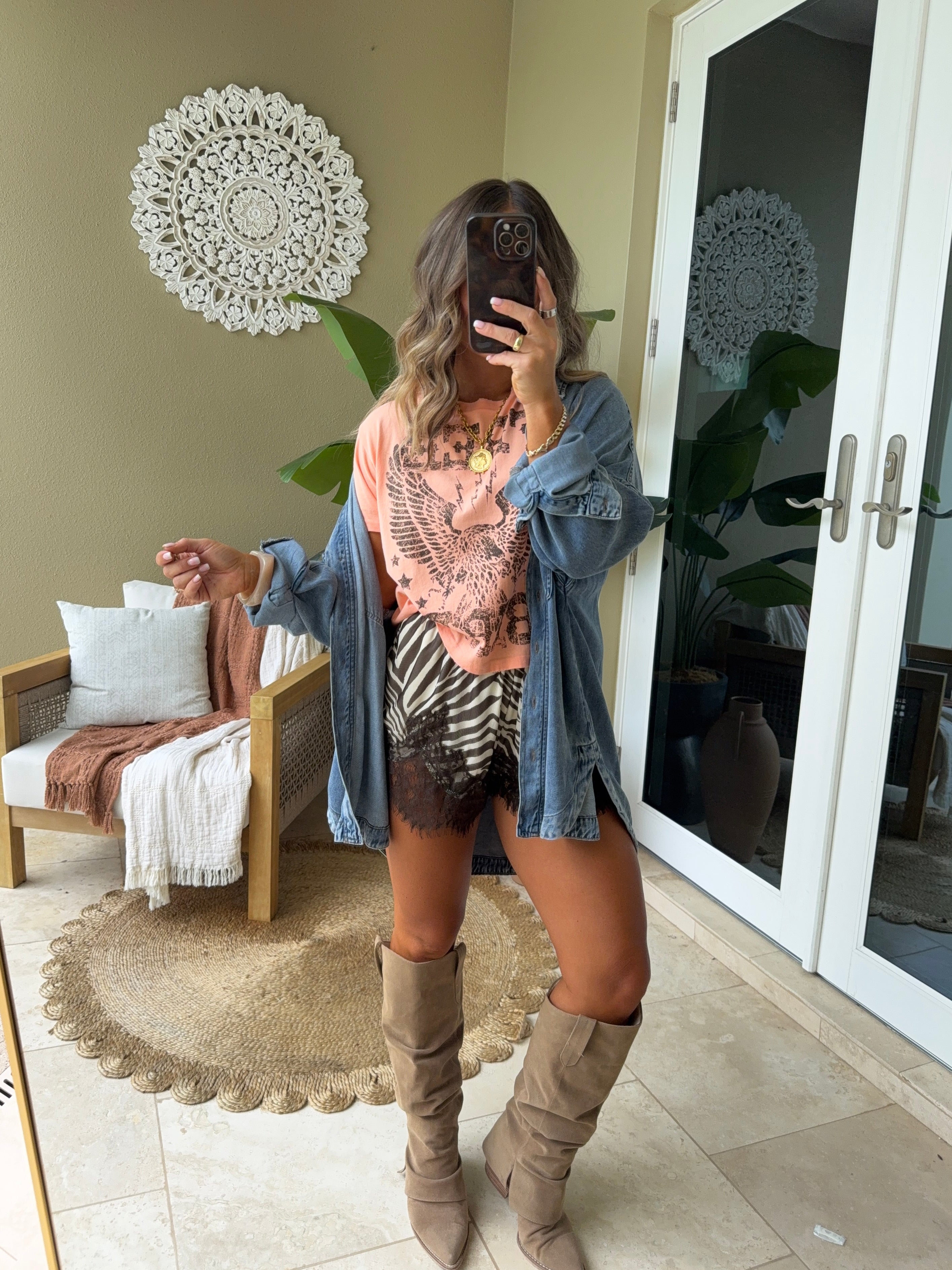 No Rules Zebra Lace Shorts Chocolate